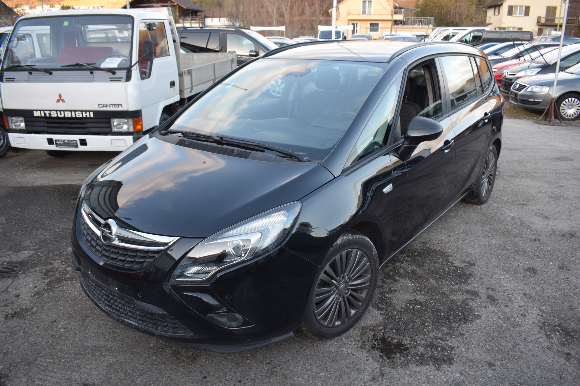OPEL Zafira Tourer 1.4i 16V Cosmo-image-1