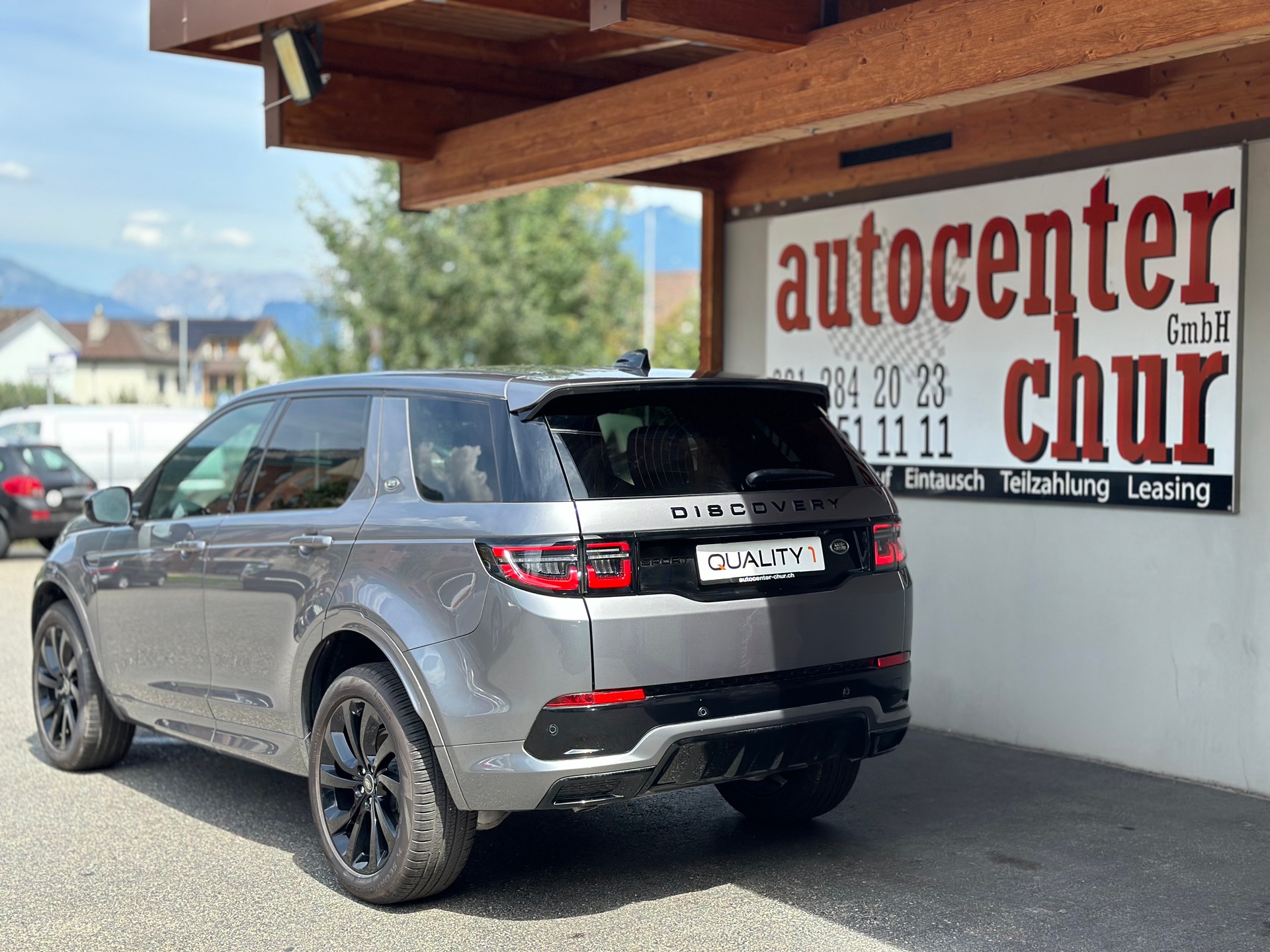 LAND ROVER Discovery Sport R Dyn P200 2.0 Si4 MHEV SE AT9-showroom-element-1