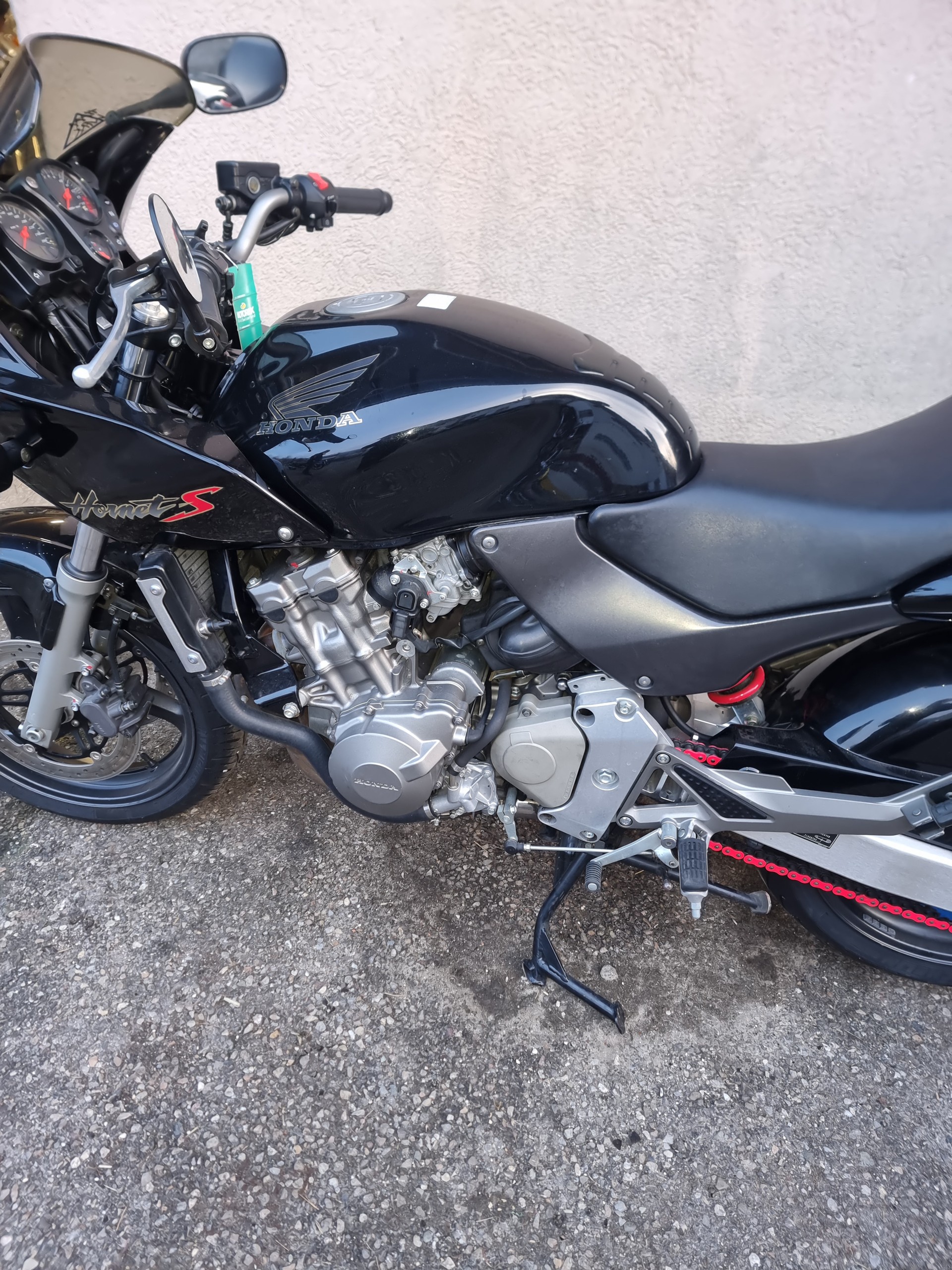 HONDA CB 600 F Hornet-image-1