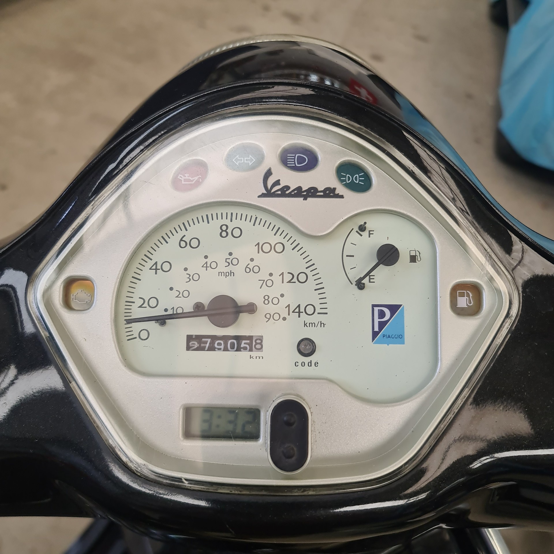 PIAGGIO Vespa 125 LX4 i.e.-image-6