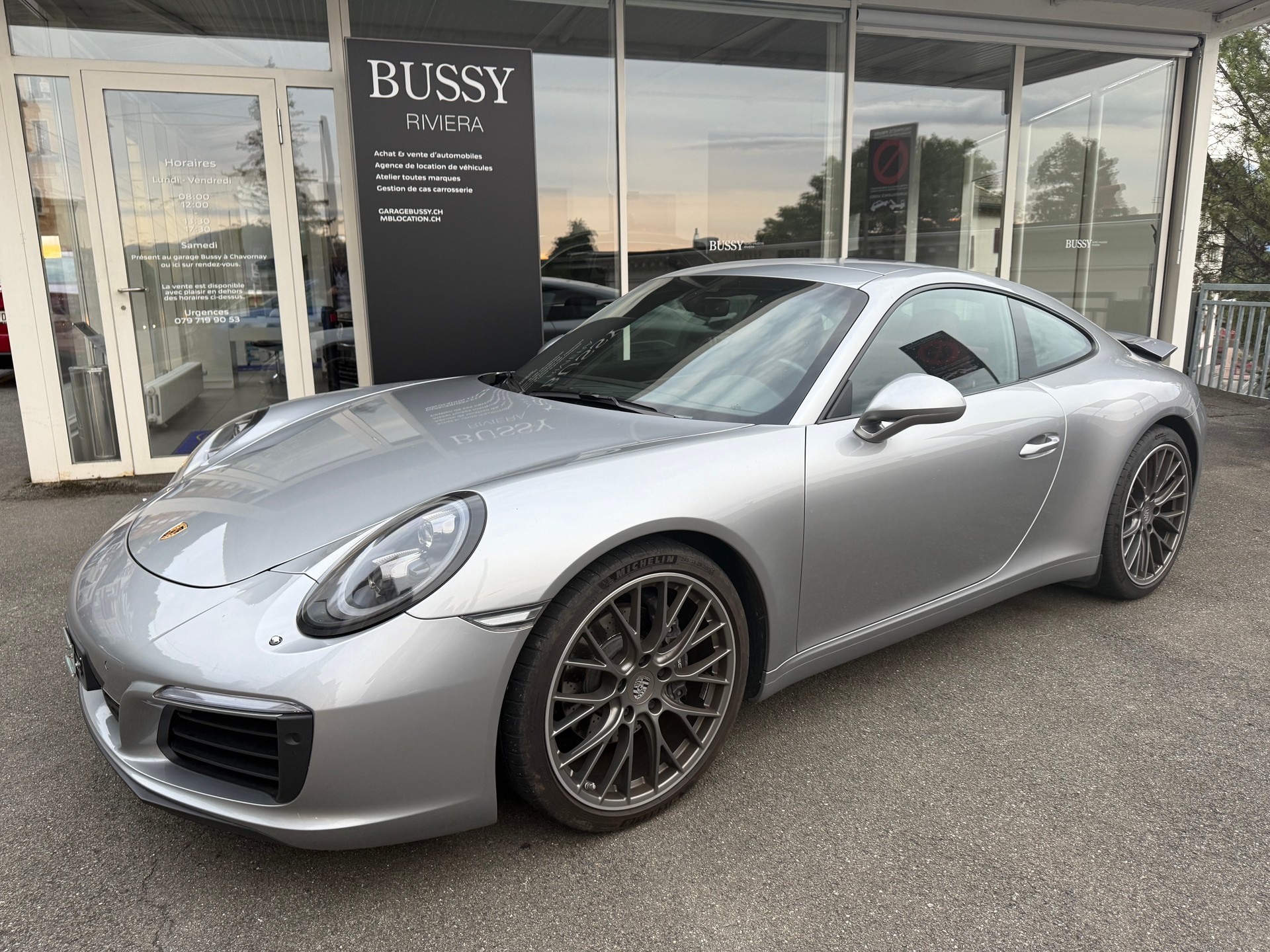 PORSCHE 911 Carrera PDK-image-17