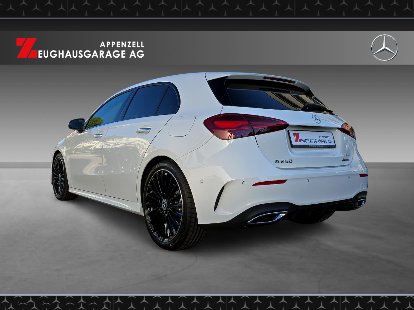 MERCEDES-BENZ A 250 4Matic-showroom-element-2