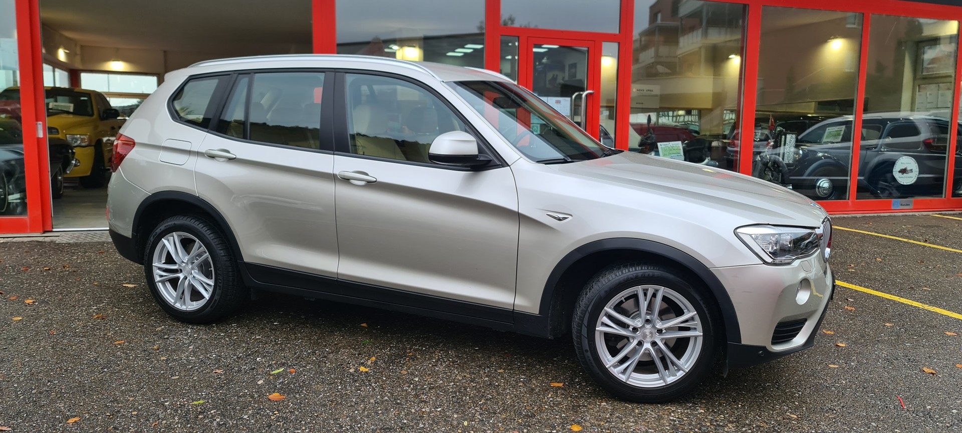 BMW X3 xDrive 35i xLine Steptronic-showroom-element-1