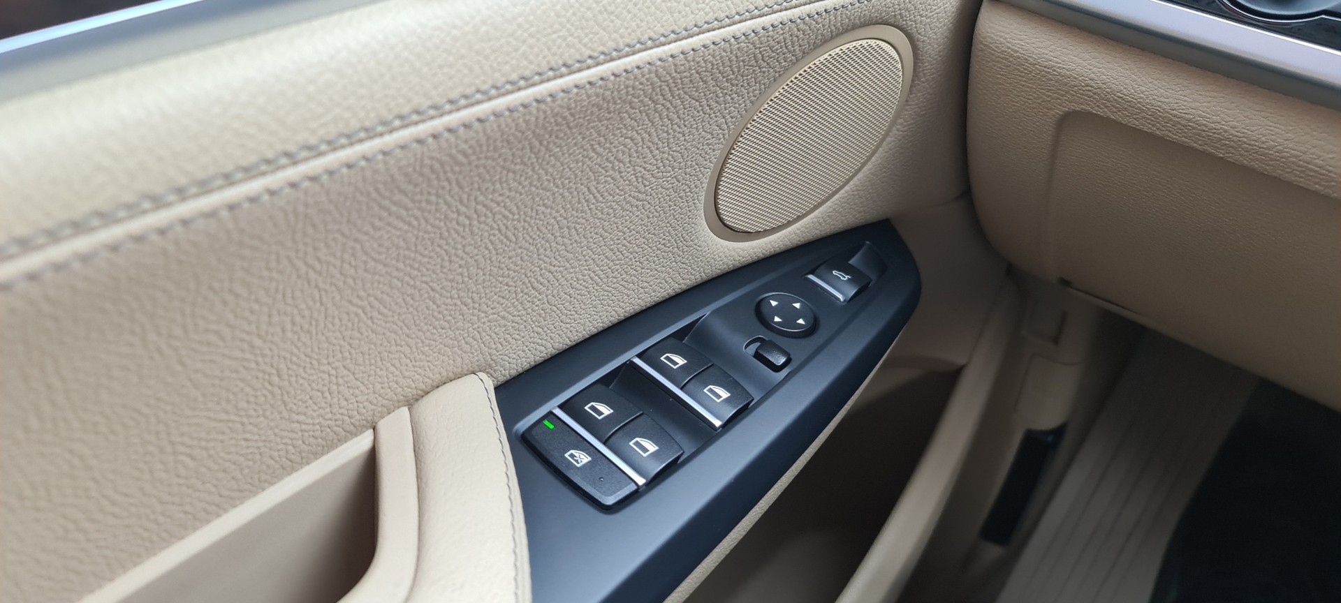 BMW X3 xDrive 35i xLine Steptronic-image-18