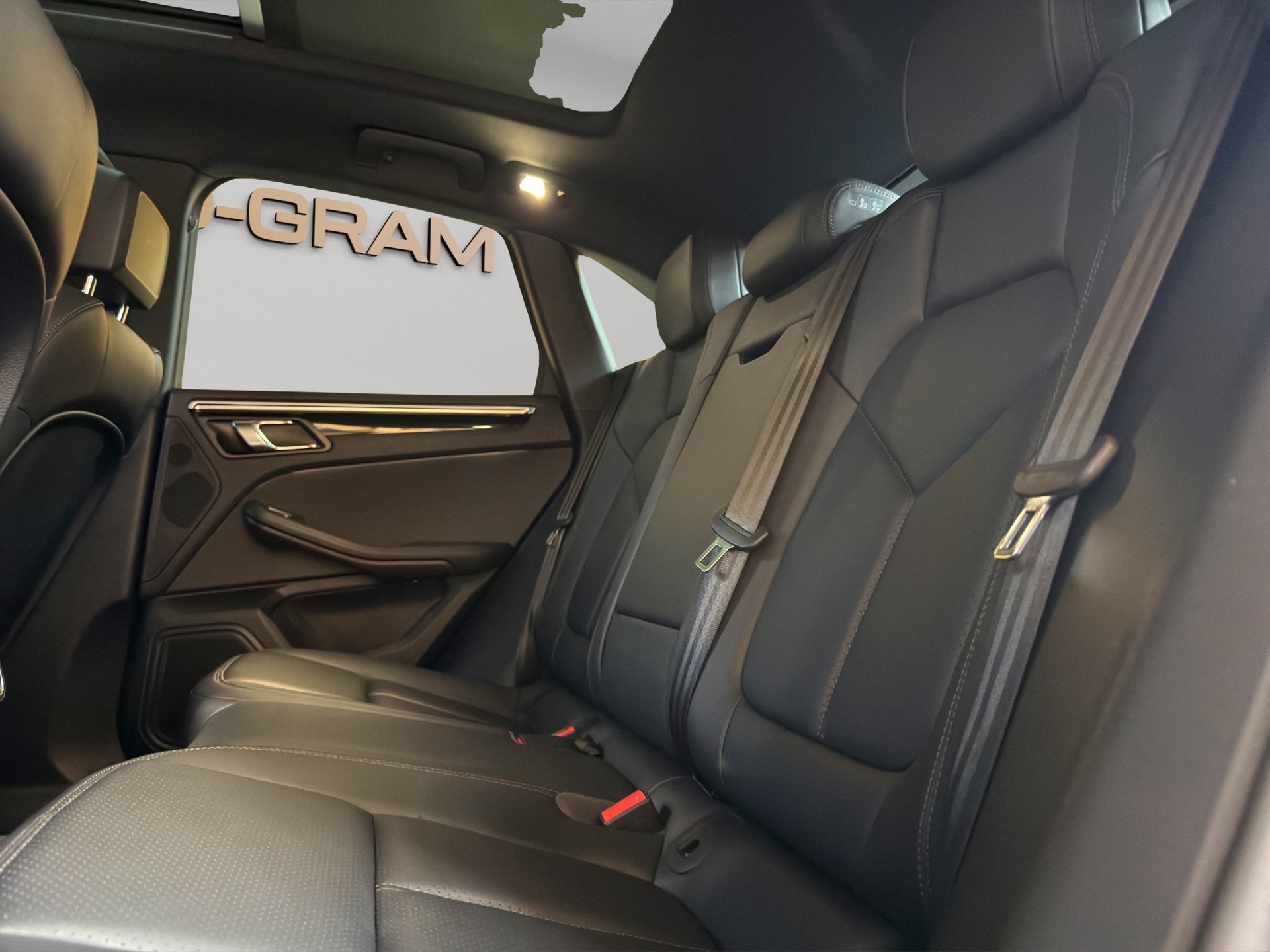 PORSCHE Macan S PDK-image-21