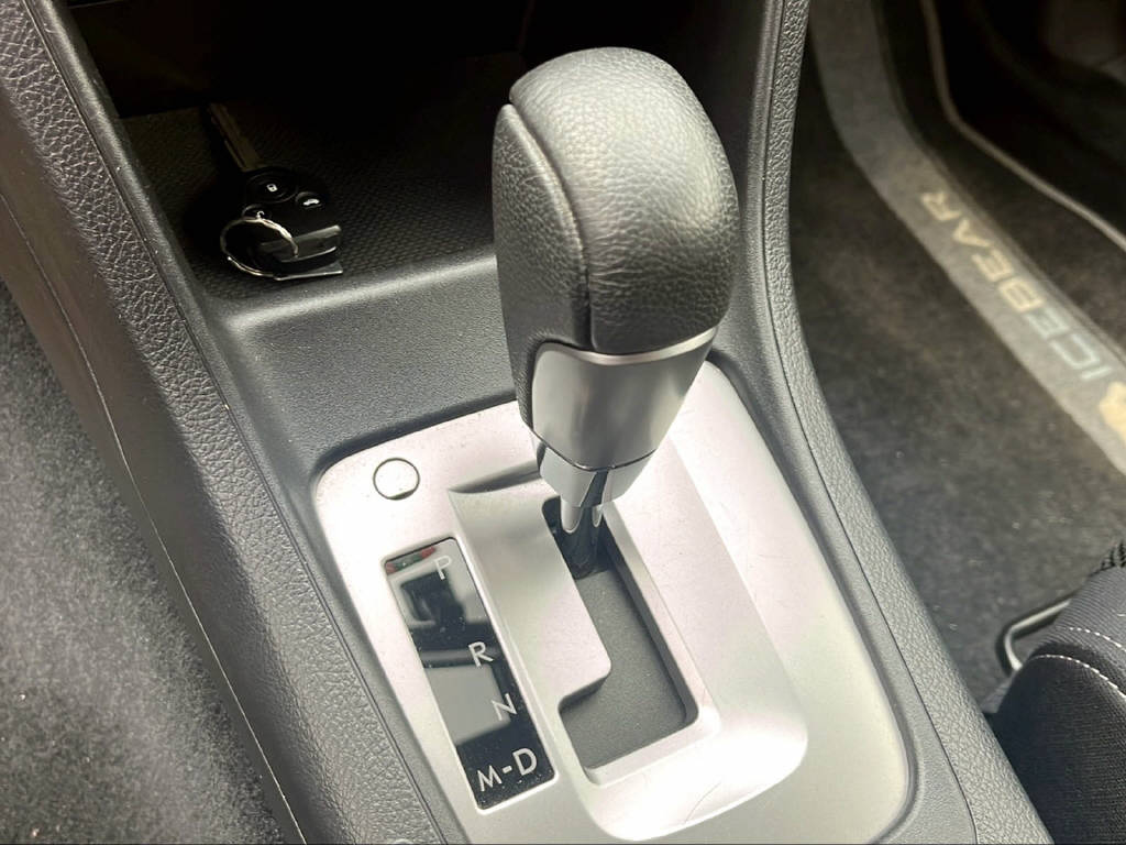 SUBARU XV 2.0i Swiss Two-image-15