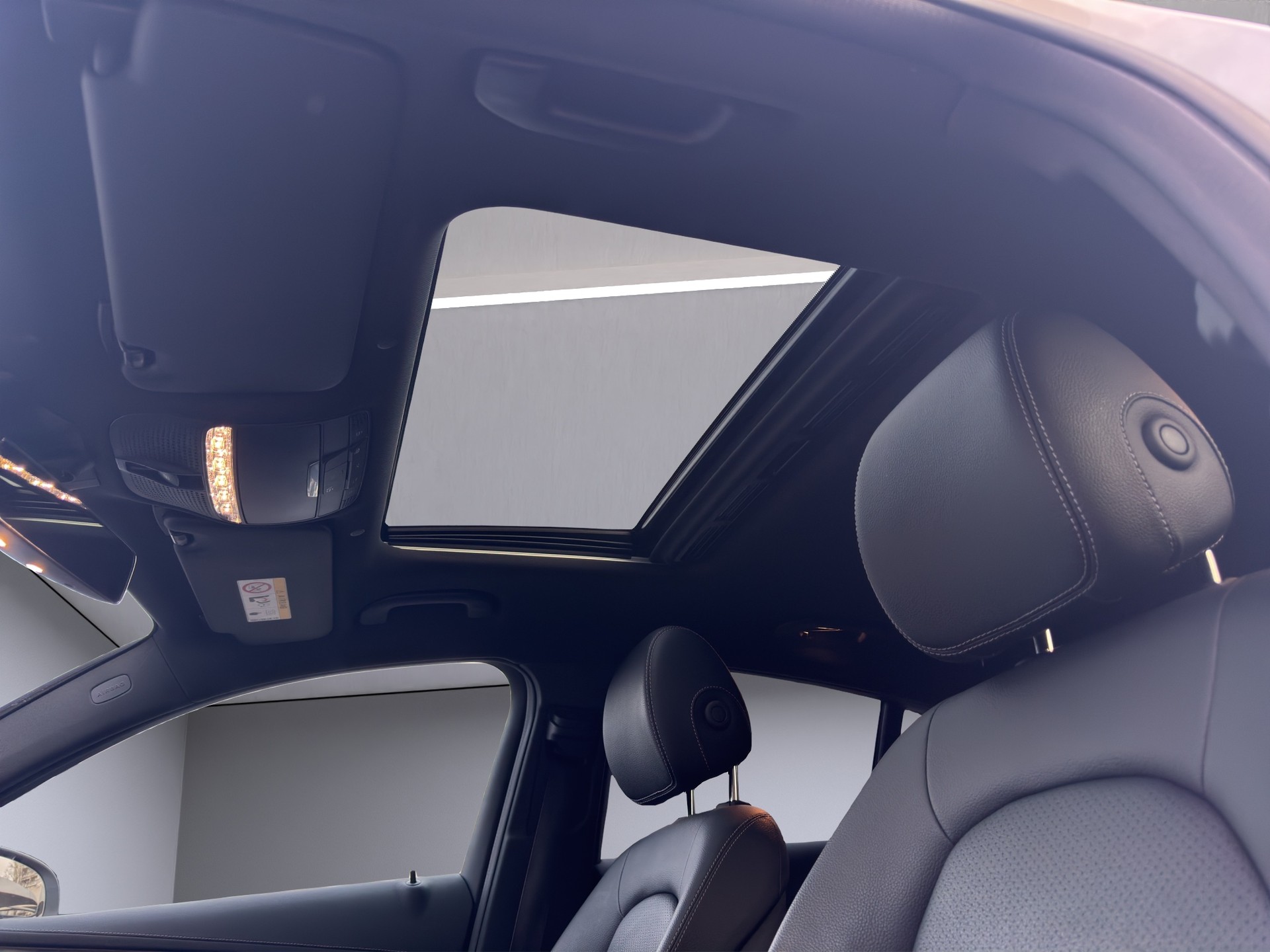 MERCEDES-BENZ GLC Coupé 200 AMG Line 4Matic 9G-Tronic-image-18