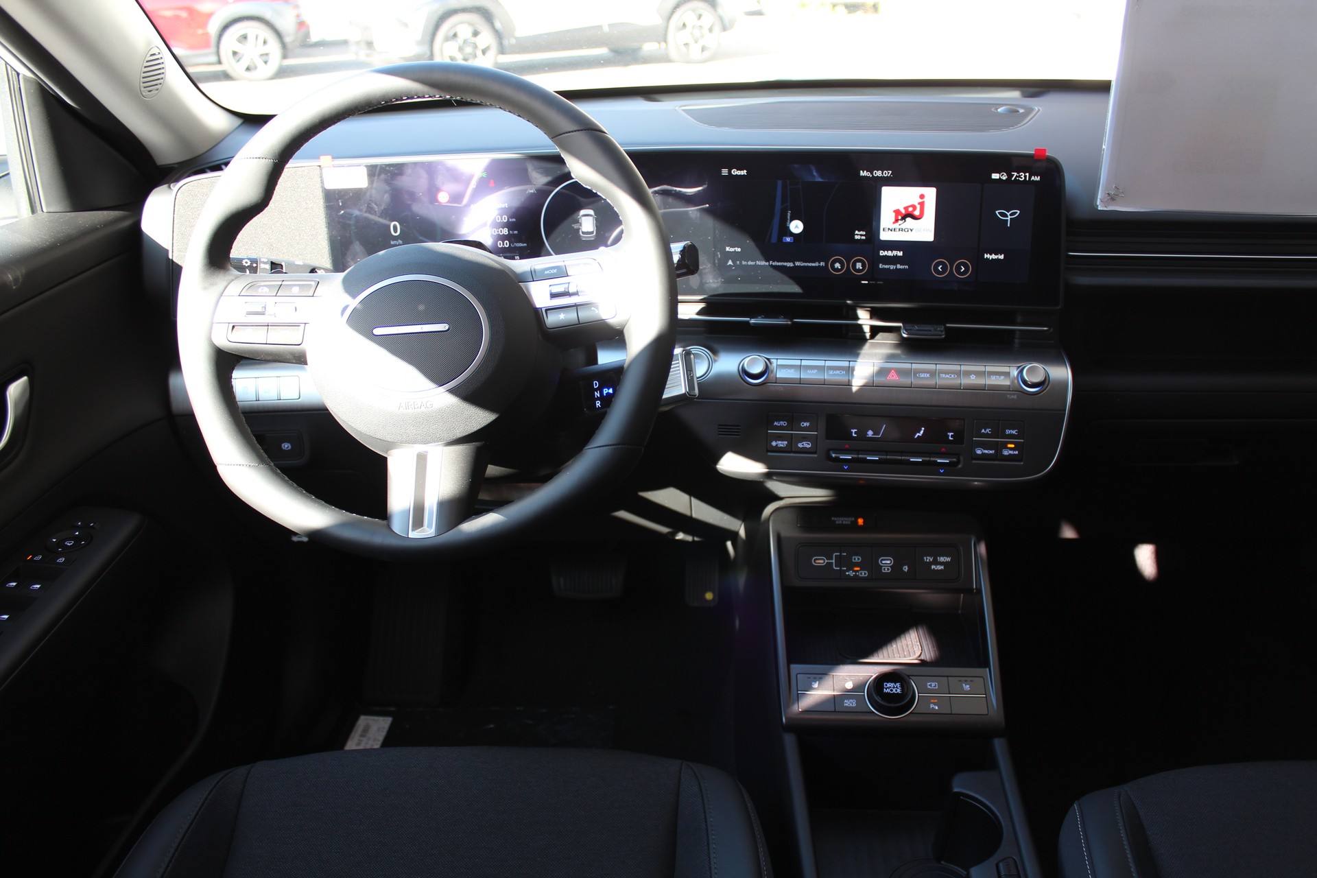 HYUNDAI Kona 1.6 GDi HEV Amplia DCT-image-10