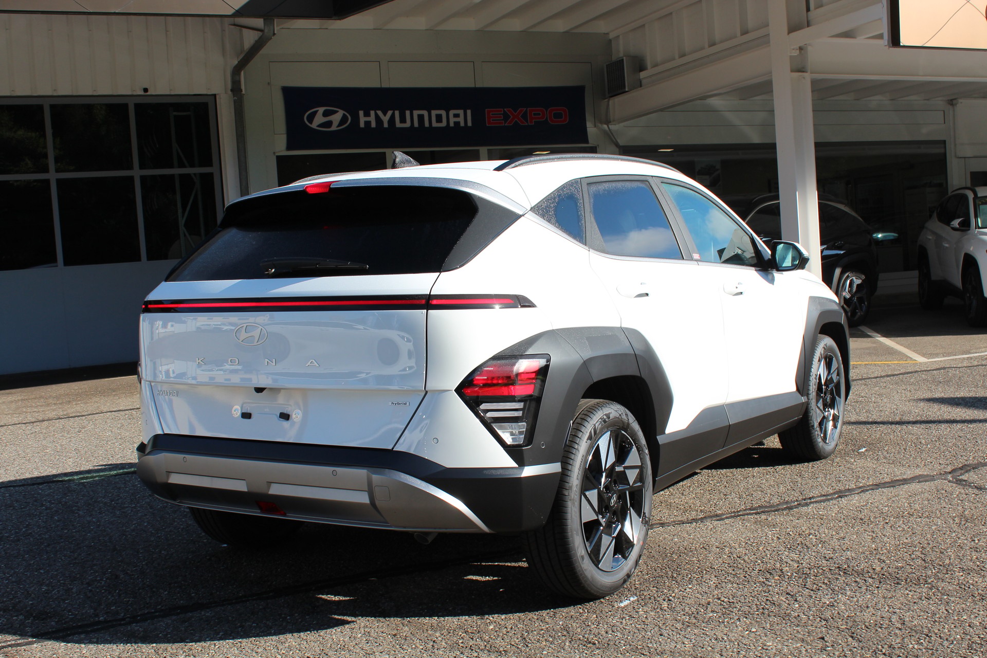 HYUNDAI Kona 1.6 GDi HEV Amplia DCT-image-6