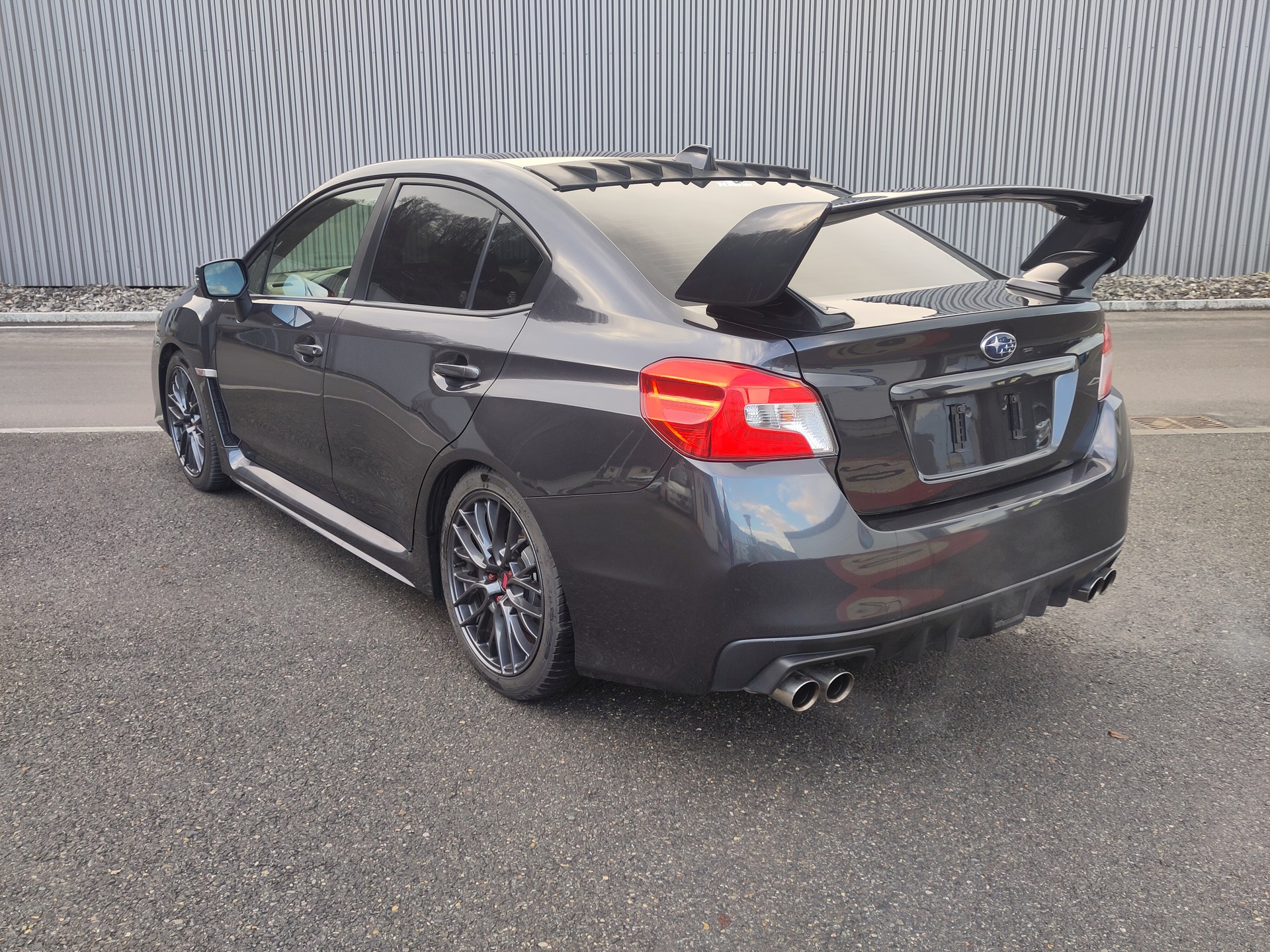 SUBARU WRX 2.5 Turbo 4WD STI Sport S-showroom-element-2