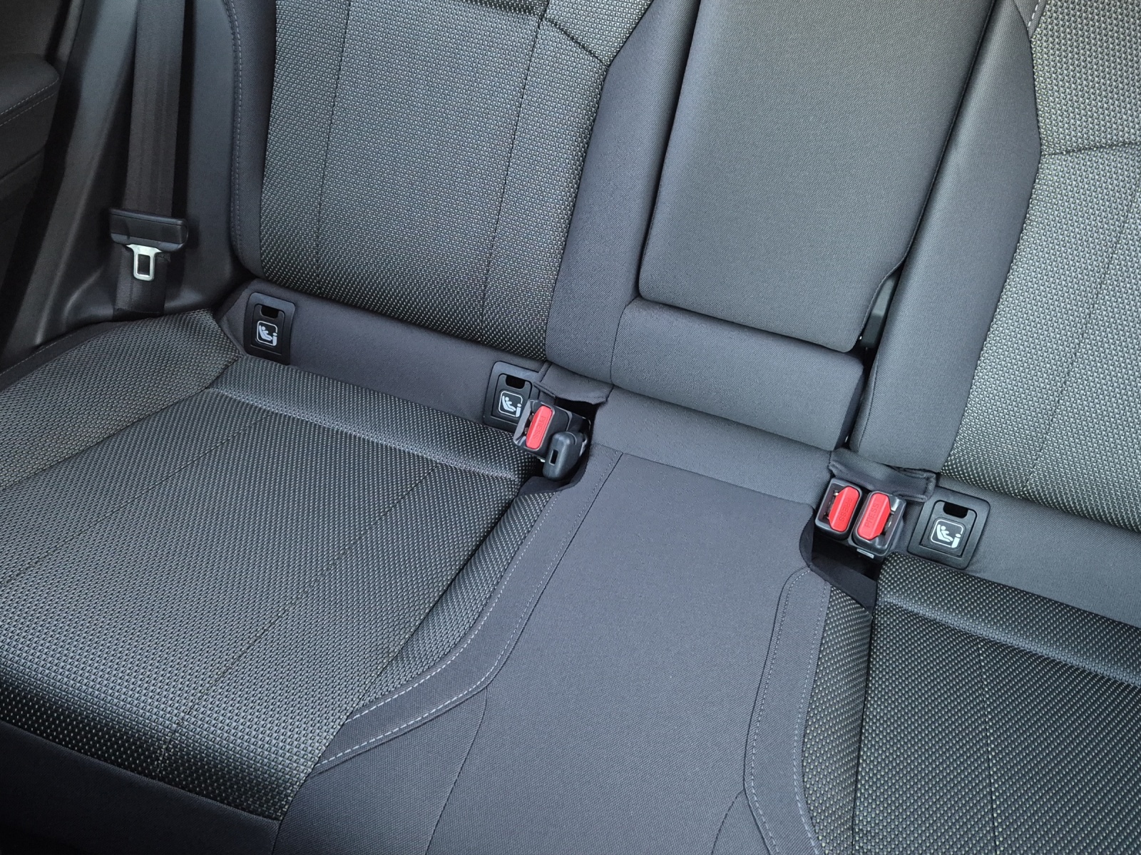 SUBARU Crosstrek 2.0 e-Boxer Passion AWD Lineartronic-image-12