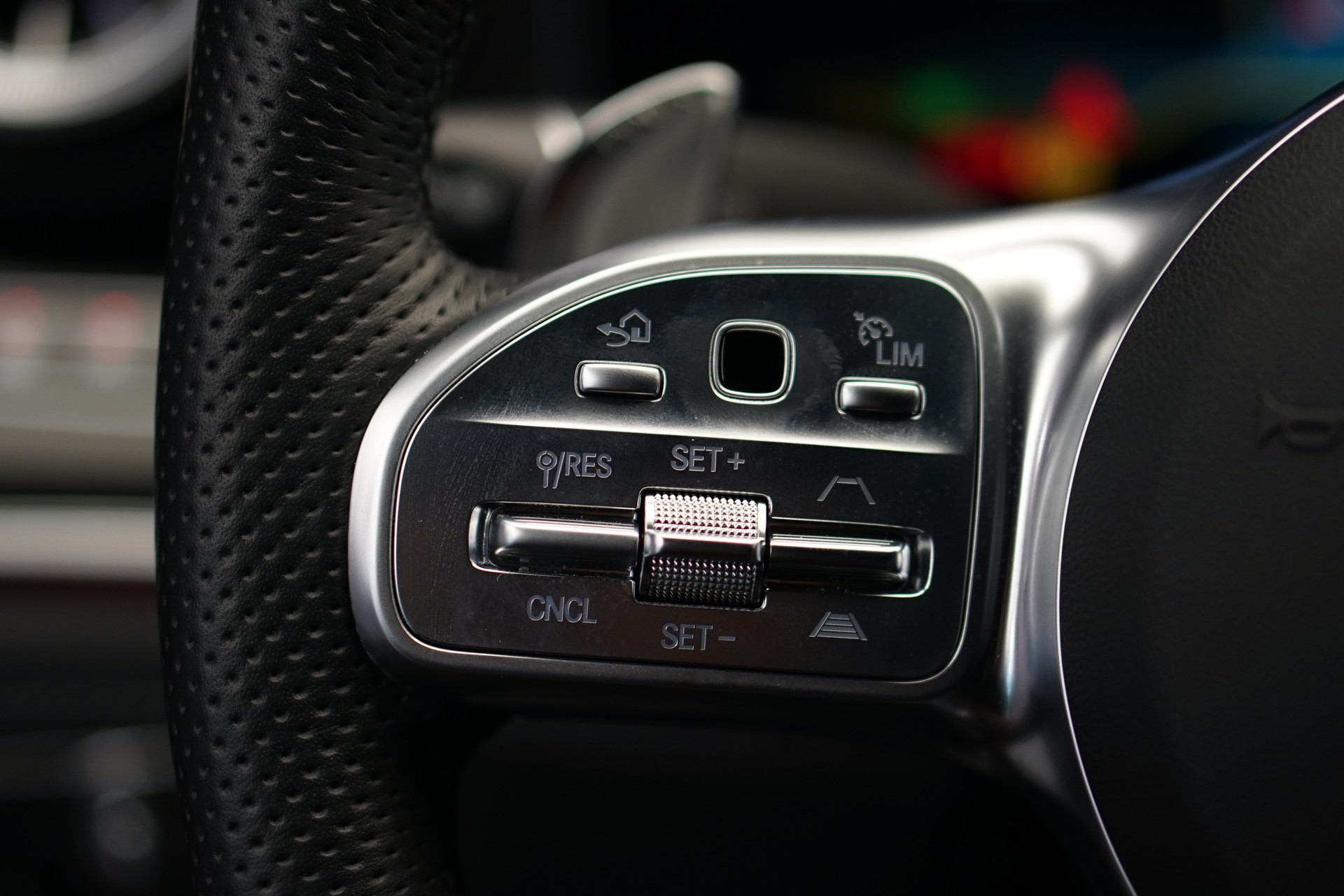 MERCEDES-BENZ AMG GT 4 63 S 4Matic+ Speedshift MCT *AHK* *Burmester* *Keramik Bremsanlage*-image-34