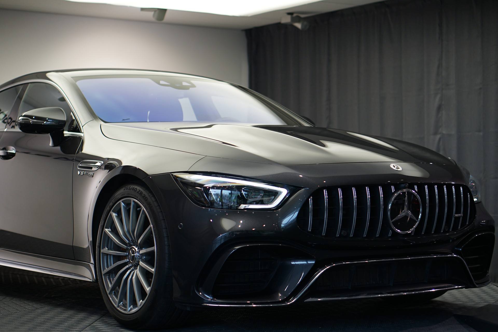 MERCEDES-BENZ AMG GT 4 63 S 4Matic+ Speedshift MCT *AHK* *Burmester* *Keramik Bremsanlage*-image-43