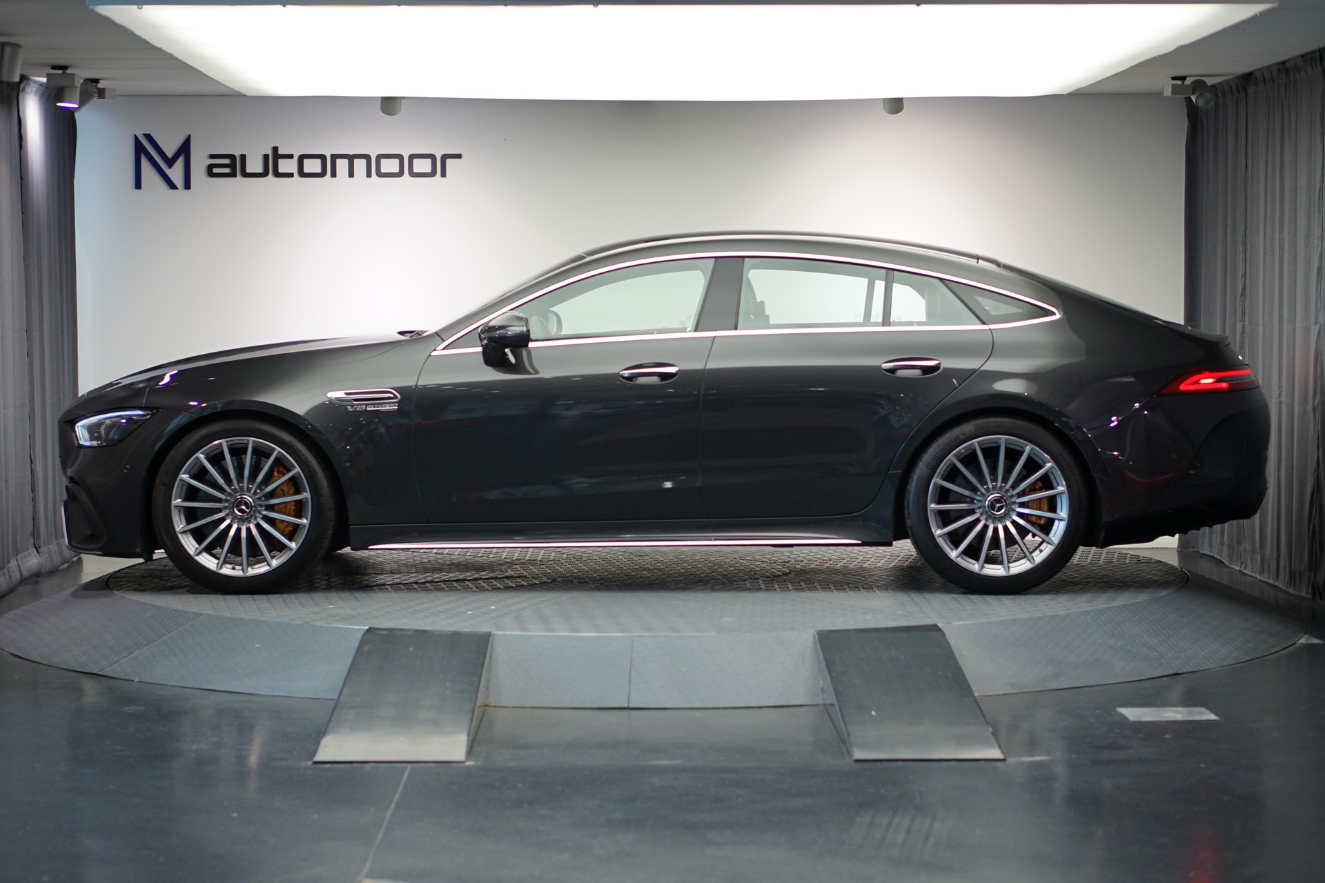 MERCEDES-BENZ AMG GT 4 63 S 4Matic+ Speedshift MCT *AHK* *Burmester* *Keramik Bremsanlage*-image-7