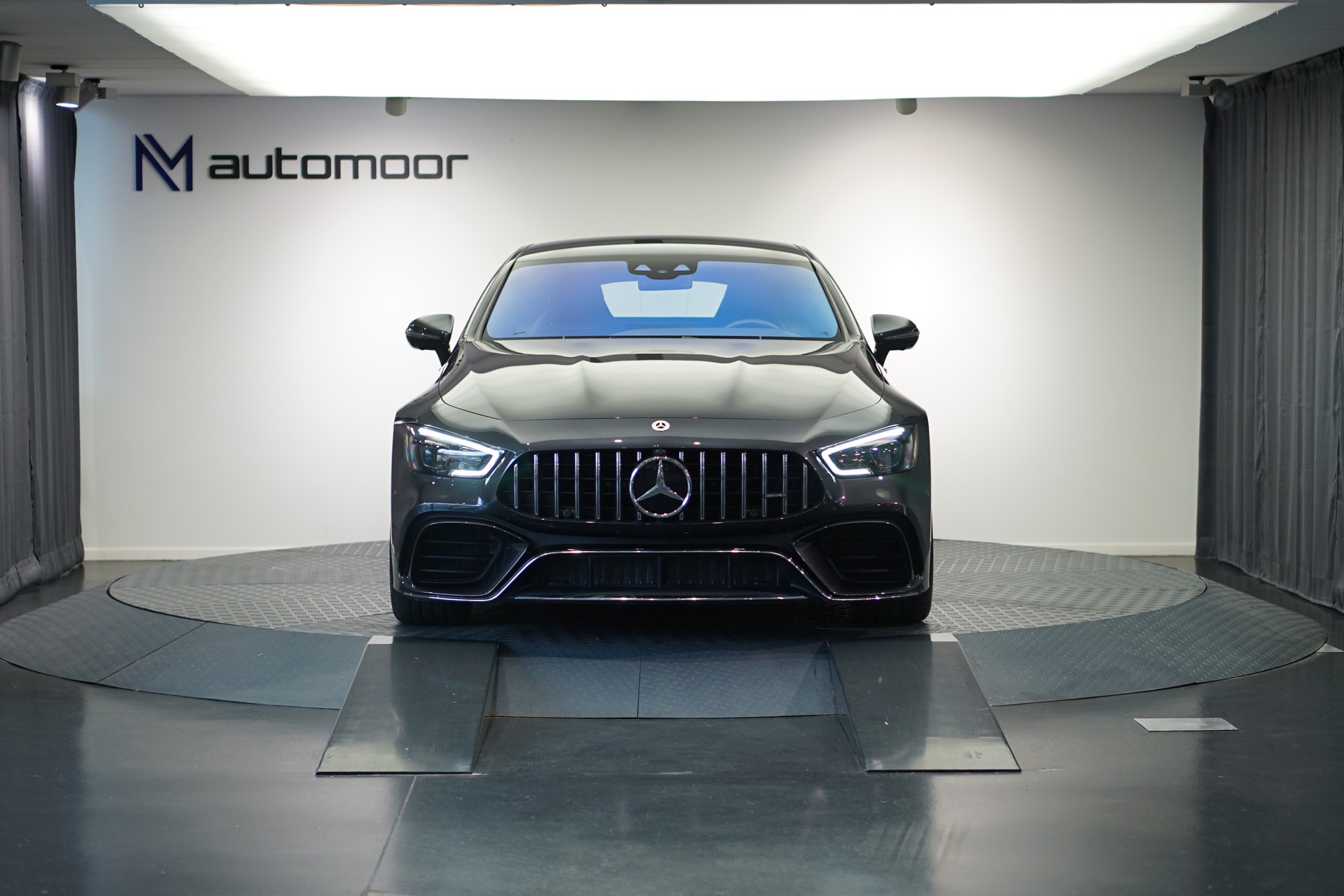 MERCEDES-BENZ AMG GT 4 63 S 4Matic+ Speedshift MCT *AHK* *Burmester* *Keramik Bremsanlage*-showroom-element-1
