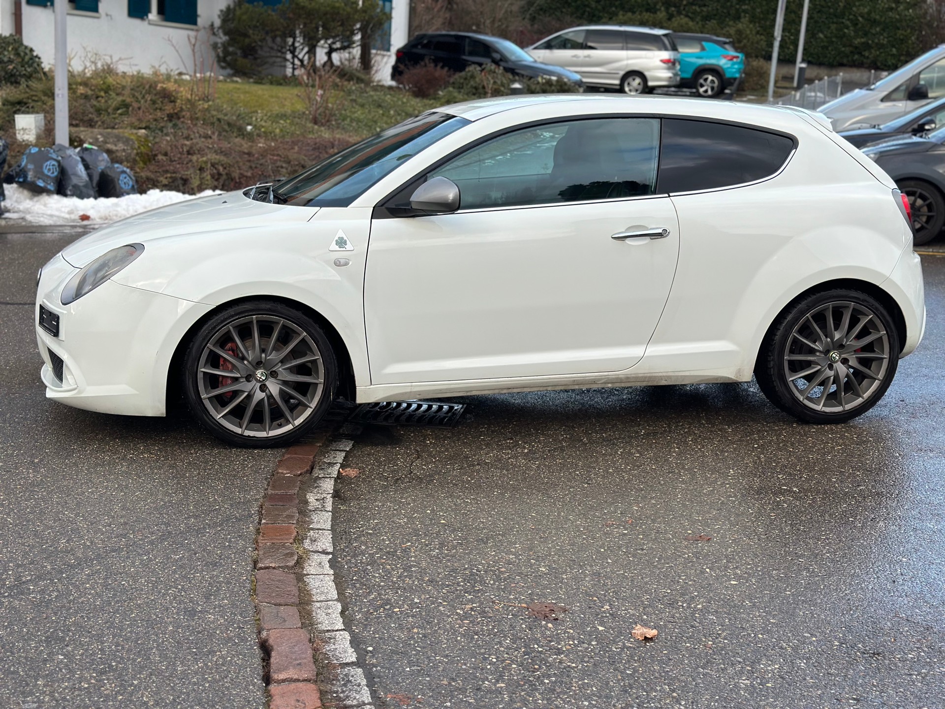 ALFA ROMEO MiTo 1.4 TB Quadrifoglio Verde-showroom-element-1