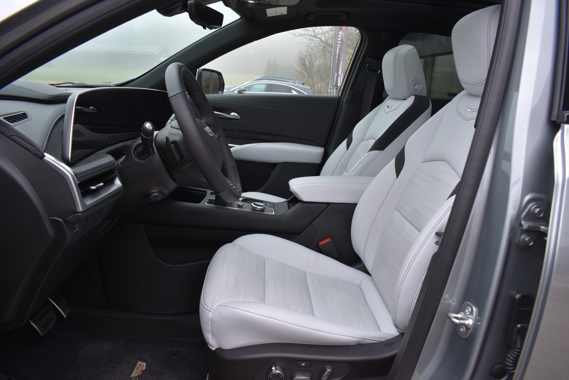 CADILLAC XT4 Sport AWD-image-10
