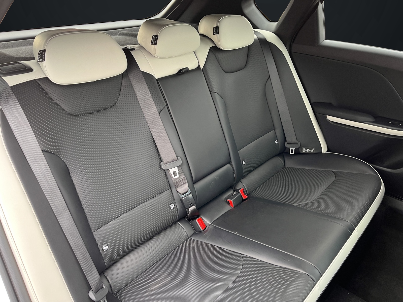 KIA K4 1.6 T-GDi GT-Line-image-14