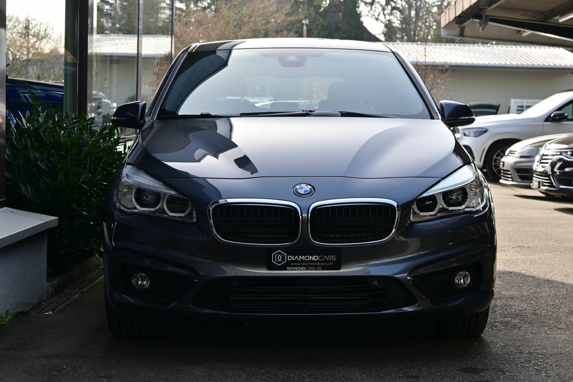BMW 218i Active Tourer *erst 17'222km*-showroom-element-1