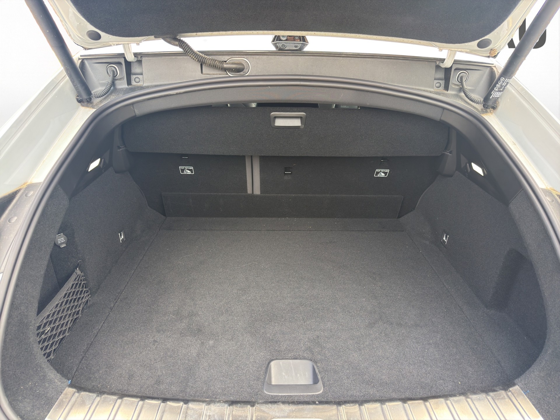 POLESTAR 4 Long Range Dual Motor-image-25