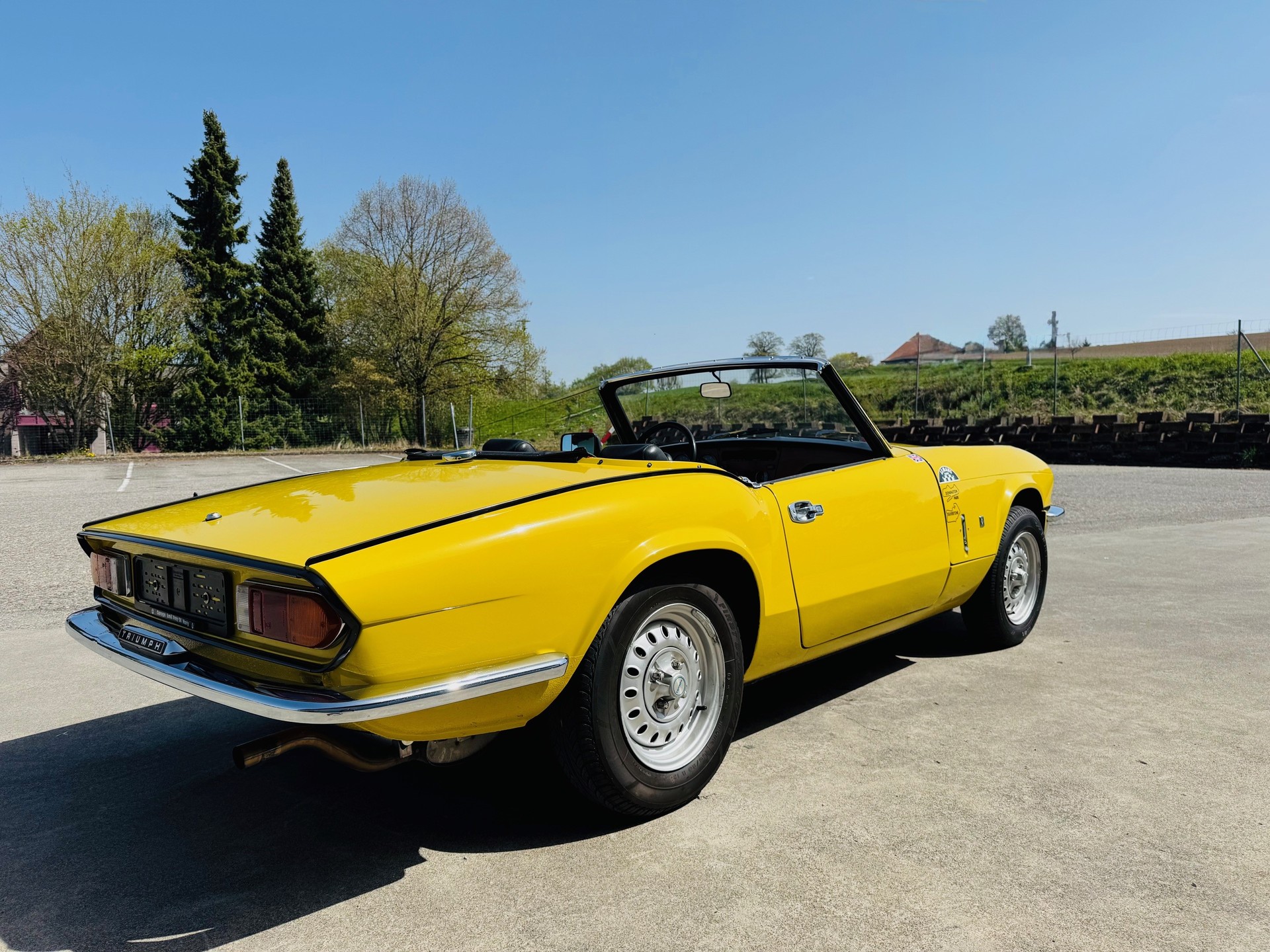 TRIUMPH 1500-image-3
