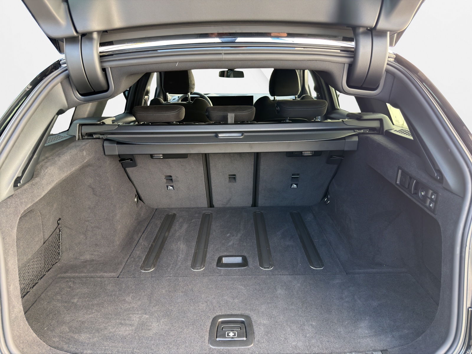 BMW 320d xDr 48V T M SportPro-image-8