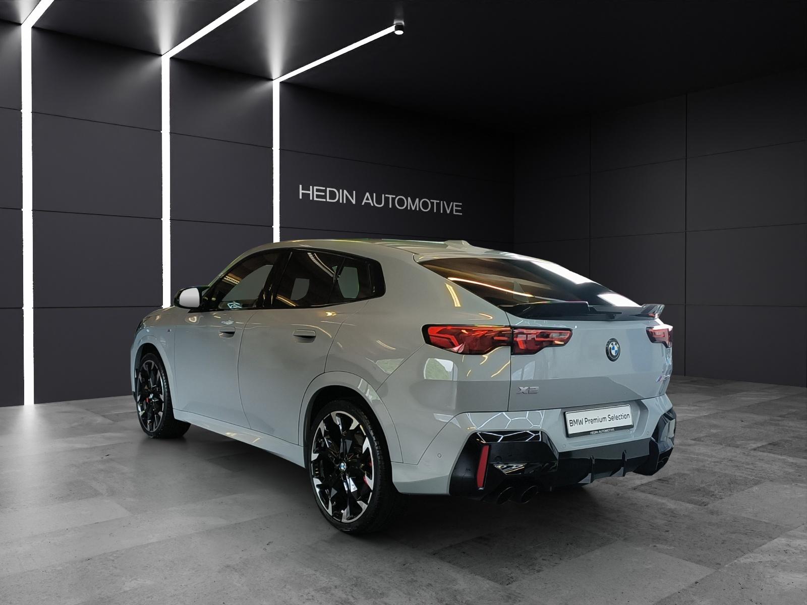 BMW X2 M35i-showroom-element-2