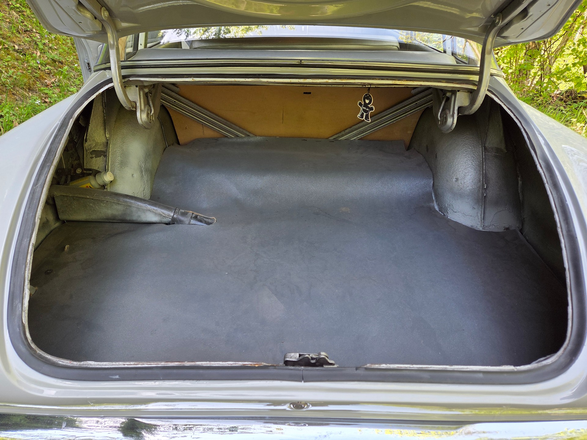 CHRYSLER Valiant M200-image-9
