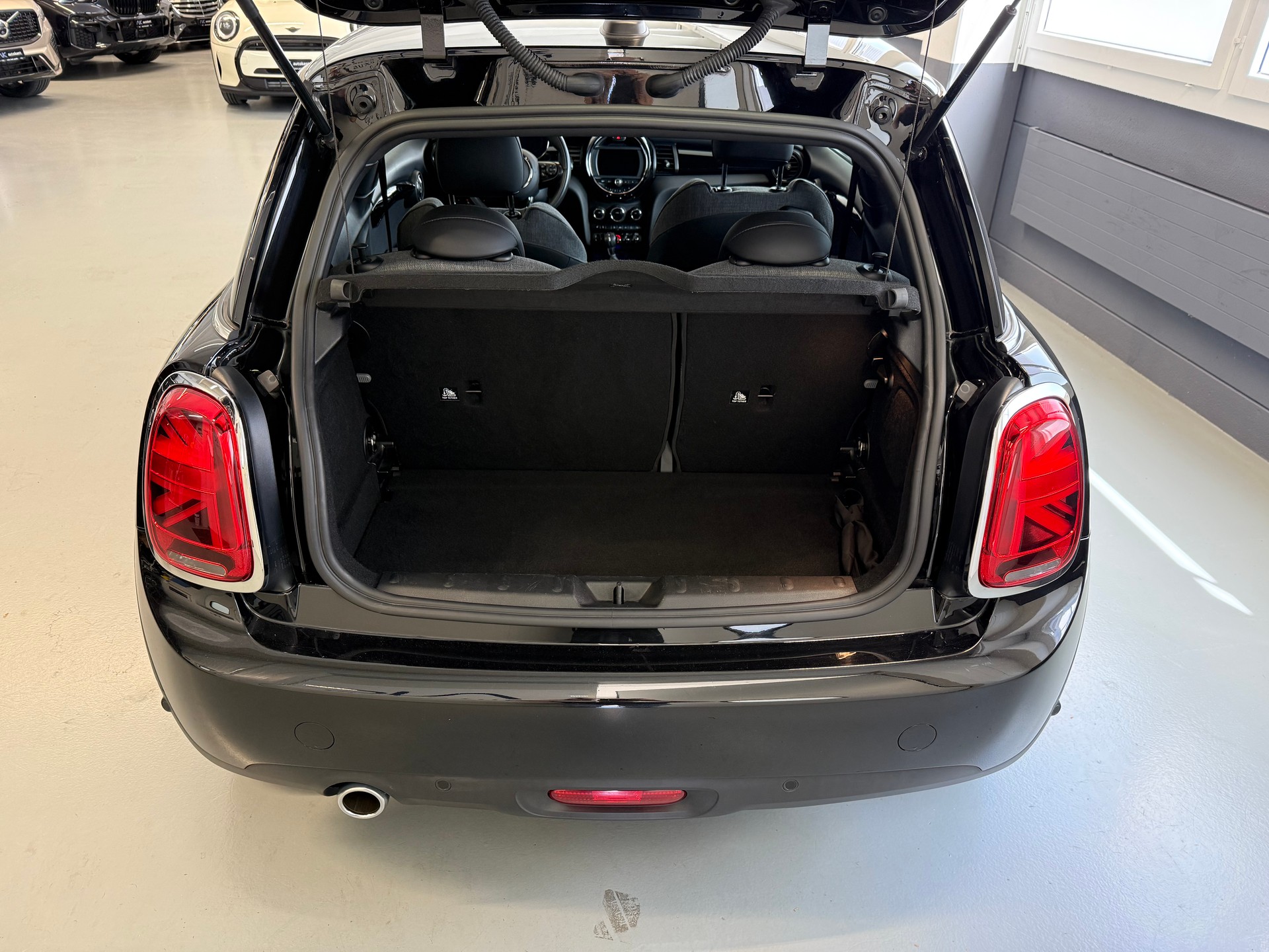 MINI Cooper-image-5