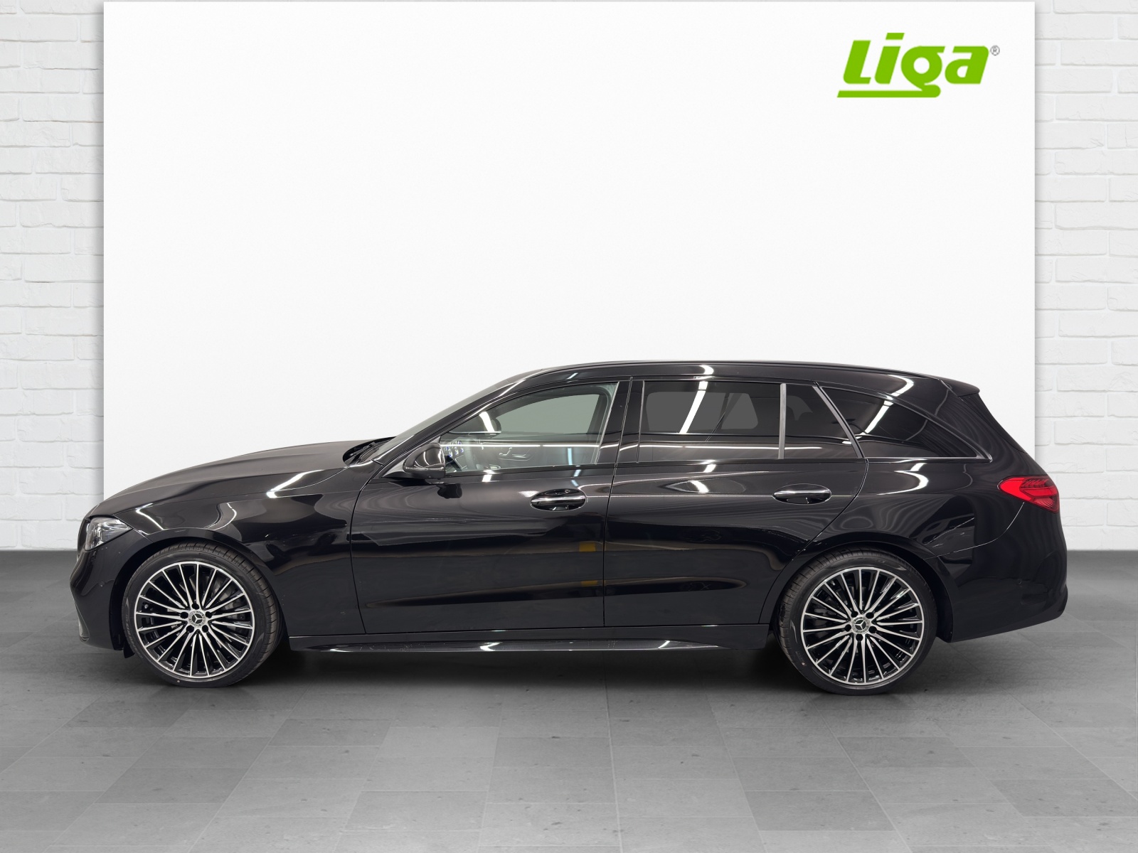 MERCEDES-BENZ C 220 d Swiss Star AMG Line 4matic Kombi