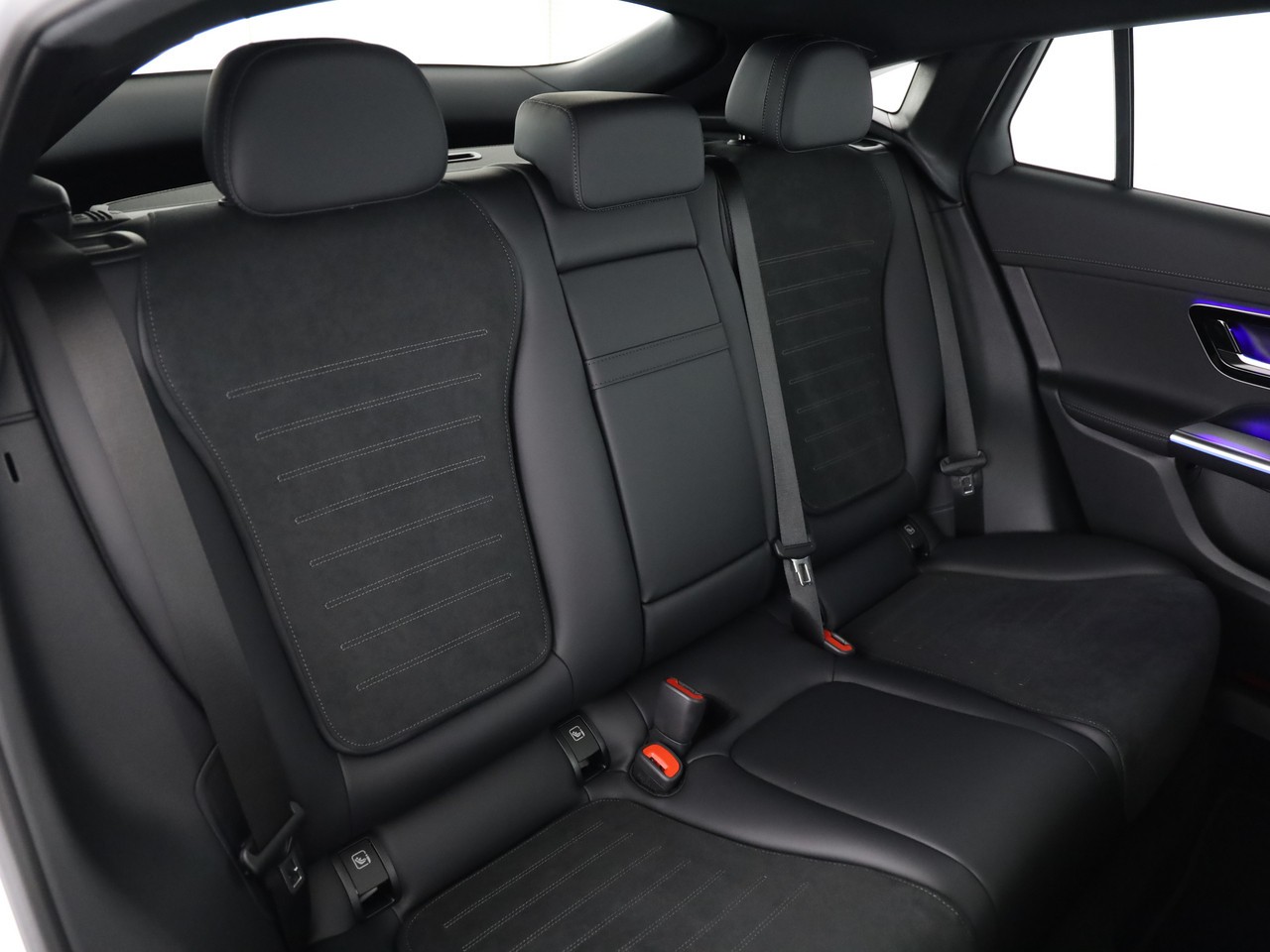 MERCEDES-BENZ GLC Coupé 200 4Matic 9G-Tronic-image-11