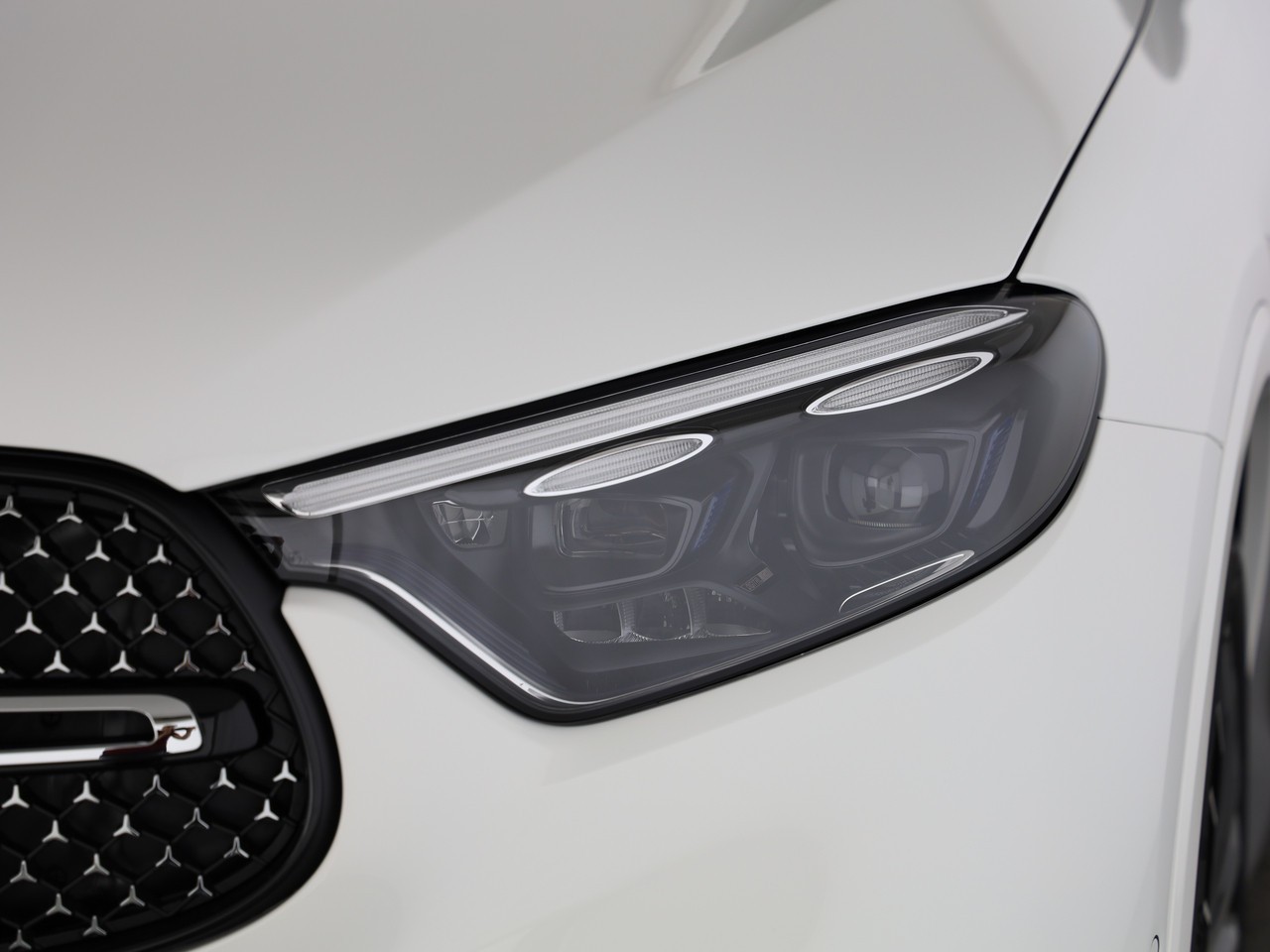 MERCEDES-BENZ GLC Coupé 200 4Matic 9G-Tronic-image-18
