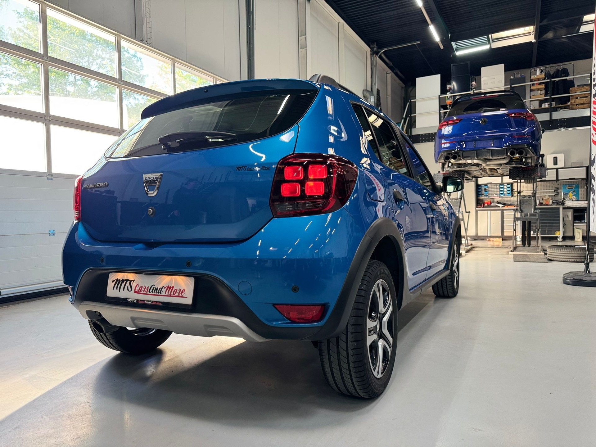 DACIA Sandero TCe 90 Stepway Unlimited 2 Allrad-image-8