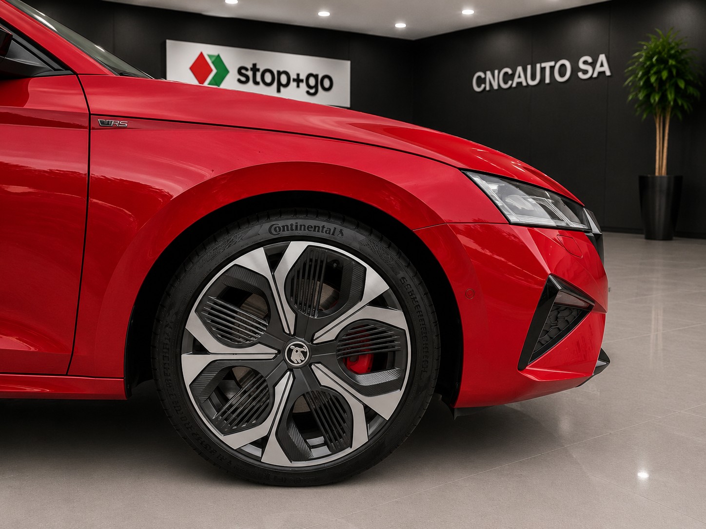 SKODA Octavia Combi 2.0 TSI DSG RS-image-6