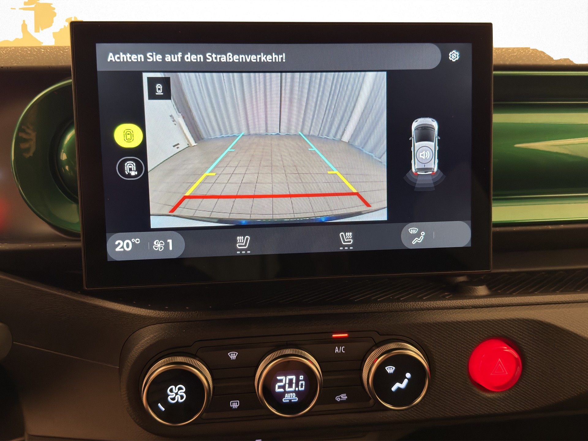RENAULT Twingo E-Tech Urban Range techno-image-11