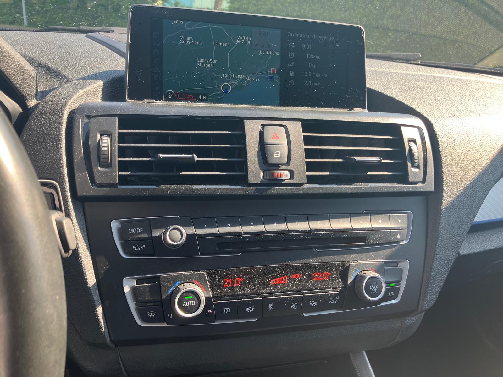 BMW M135i xDrive Steptronic-image-11