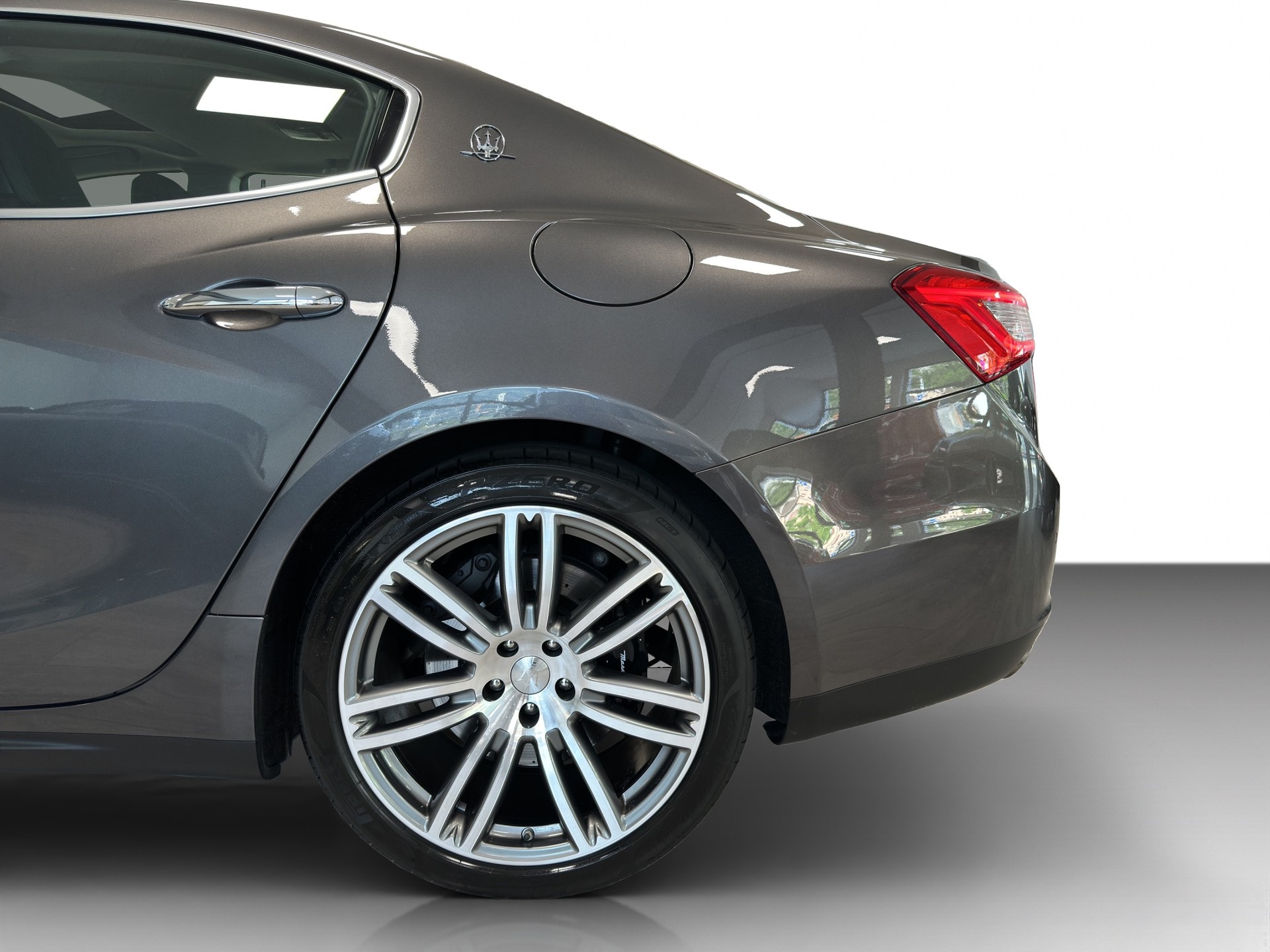 MASERATI Ghibli S Q4 3.0 V6 Automatica-image-14