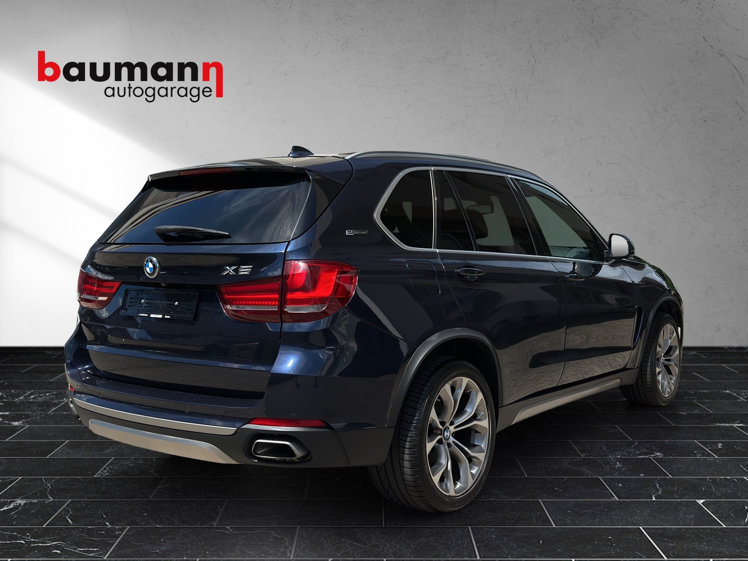 BMW X5 xDrive 40e iPerformance Steptronic-showroom-element-2