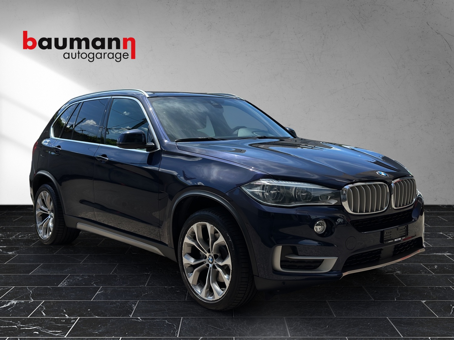 BMW X5 xDrive 40e iPerformance Steptronic-showroom-element-1