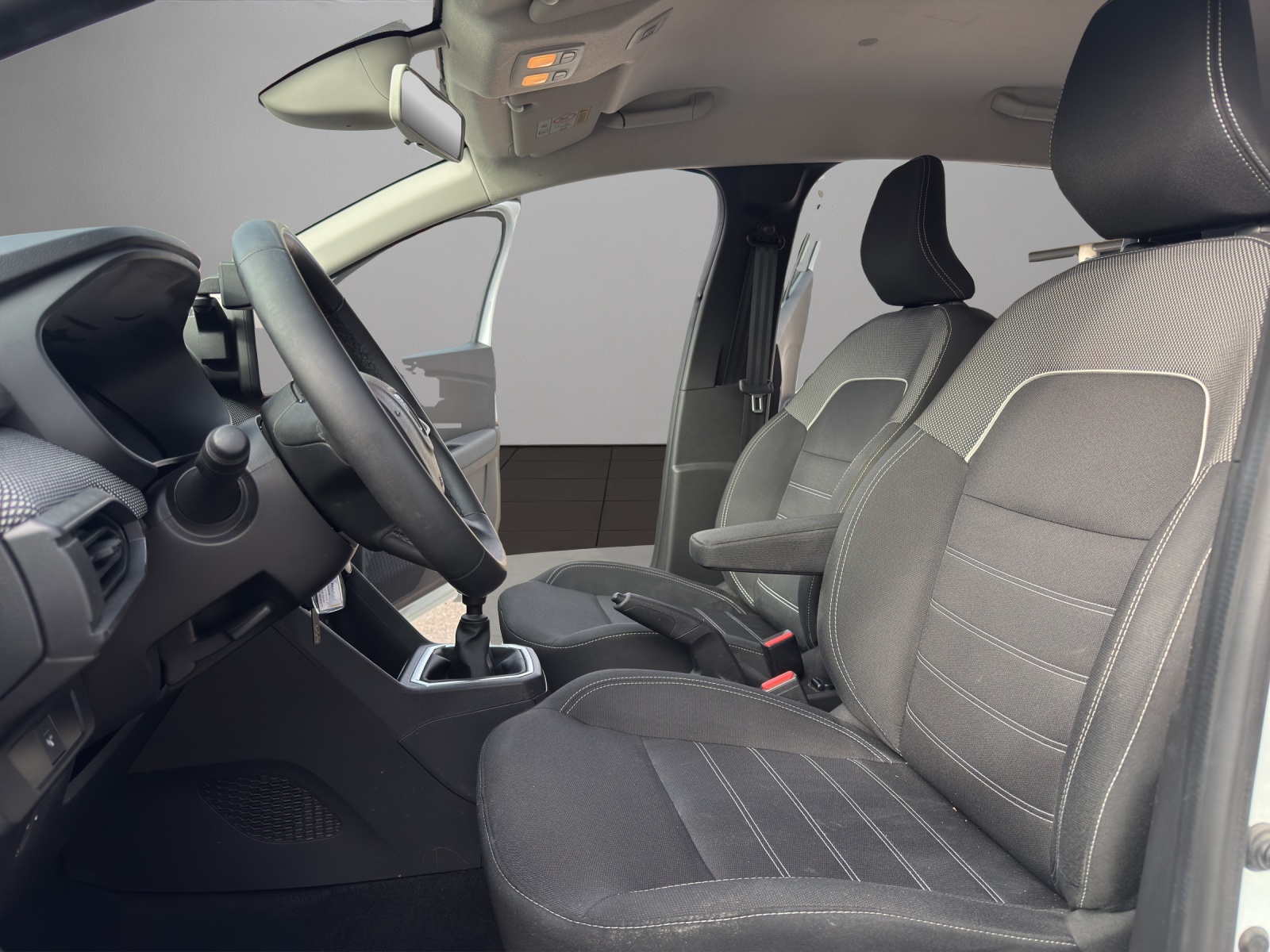 DACIA Sandero TCe 90 Comfort-image-9