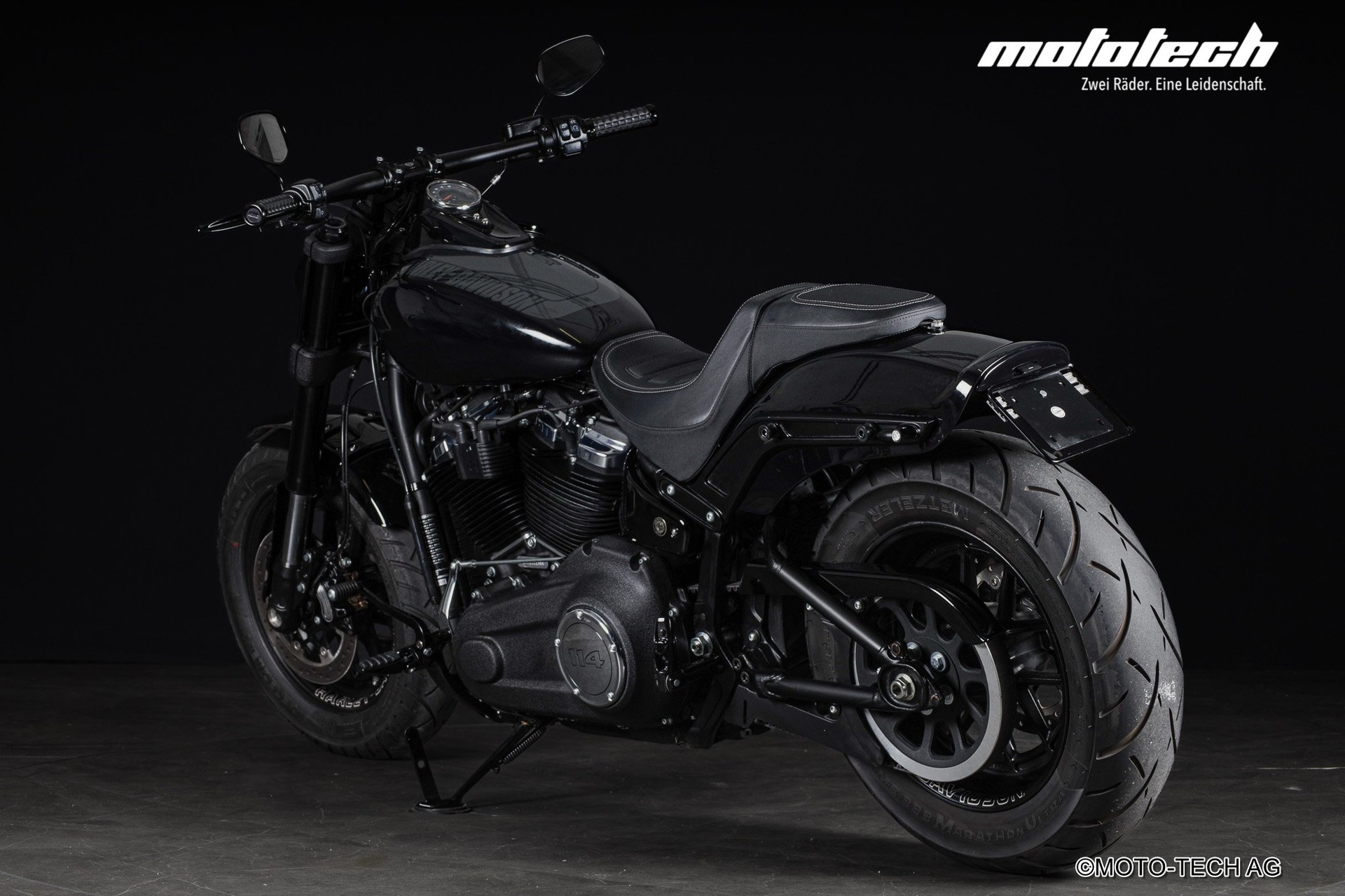 HARLEY-DAVIDSON FXFBS Fat Bob 114 ABS JEKILL AND HYDE-showroom-element-3