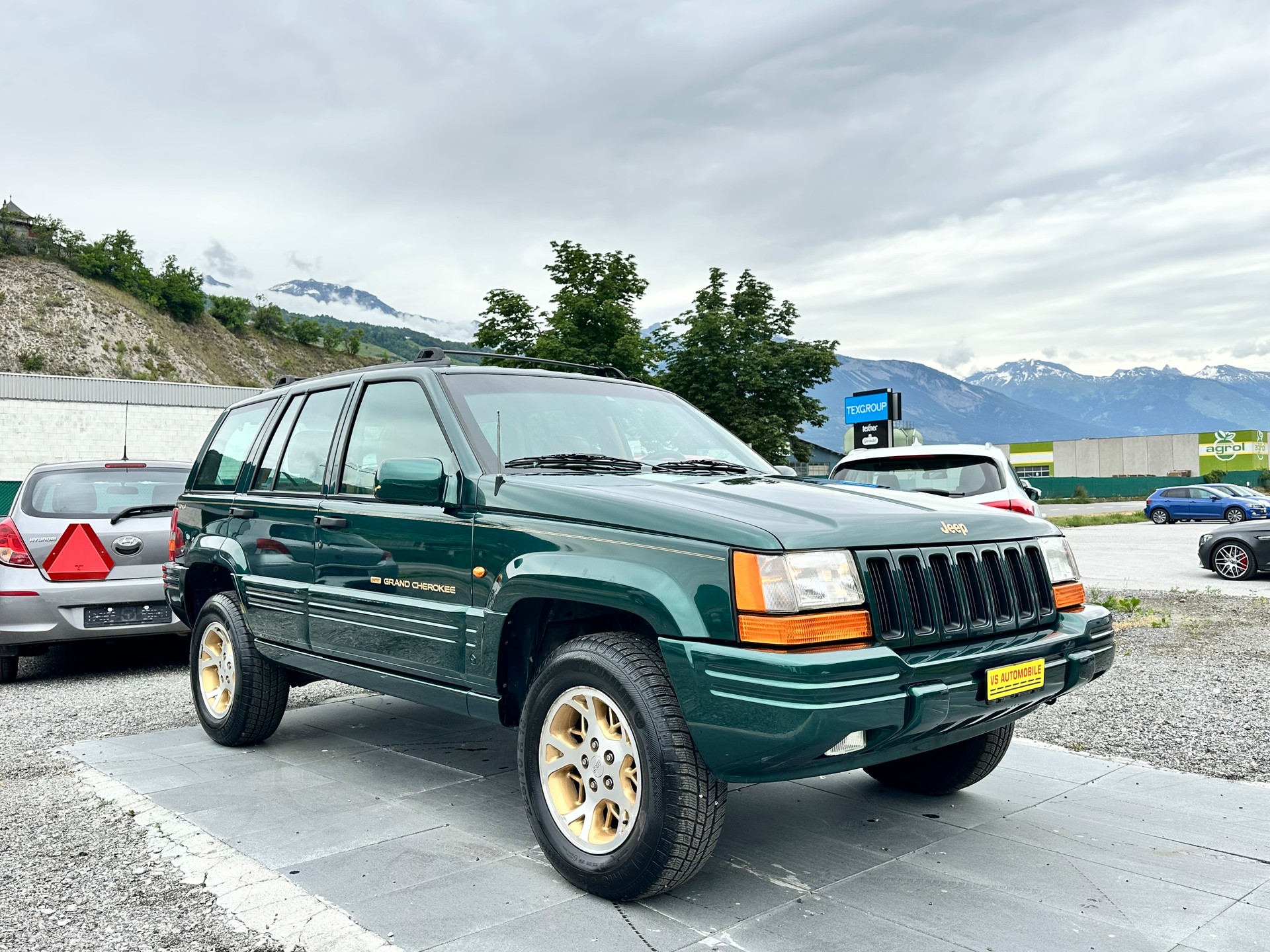 JEEP Grand Cherokee 5.2 Limited Automatic-image-15