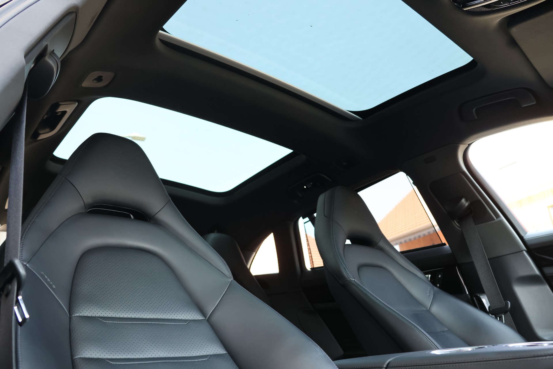 PORSCHE Panamera 4S E-Hybrid Sport Turismo PDK (CH) "2+2y Approved"-image-22