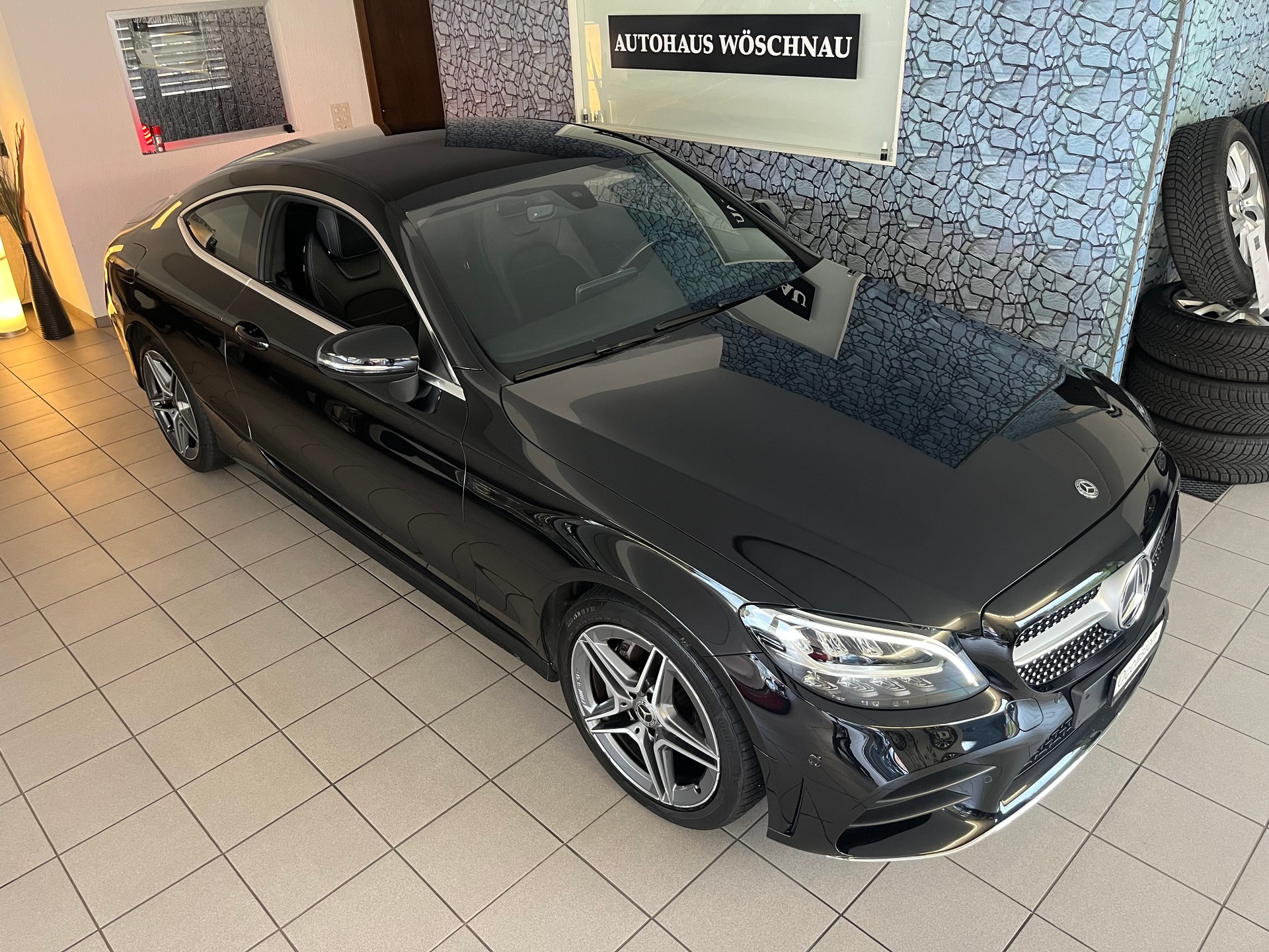 MERCEDES-BENZ C 180 AMG Line Coupé-image-7