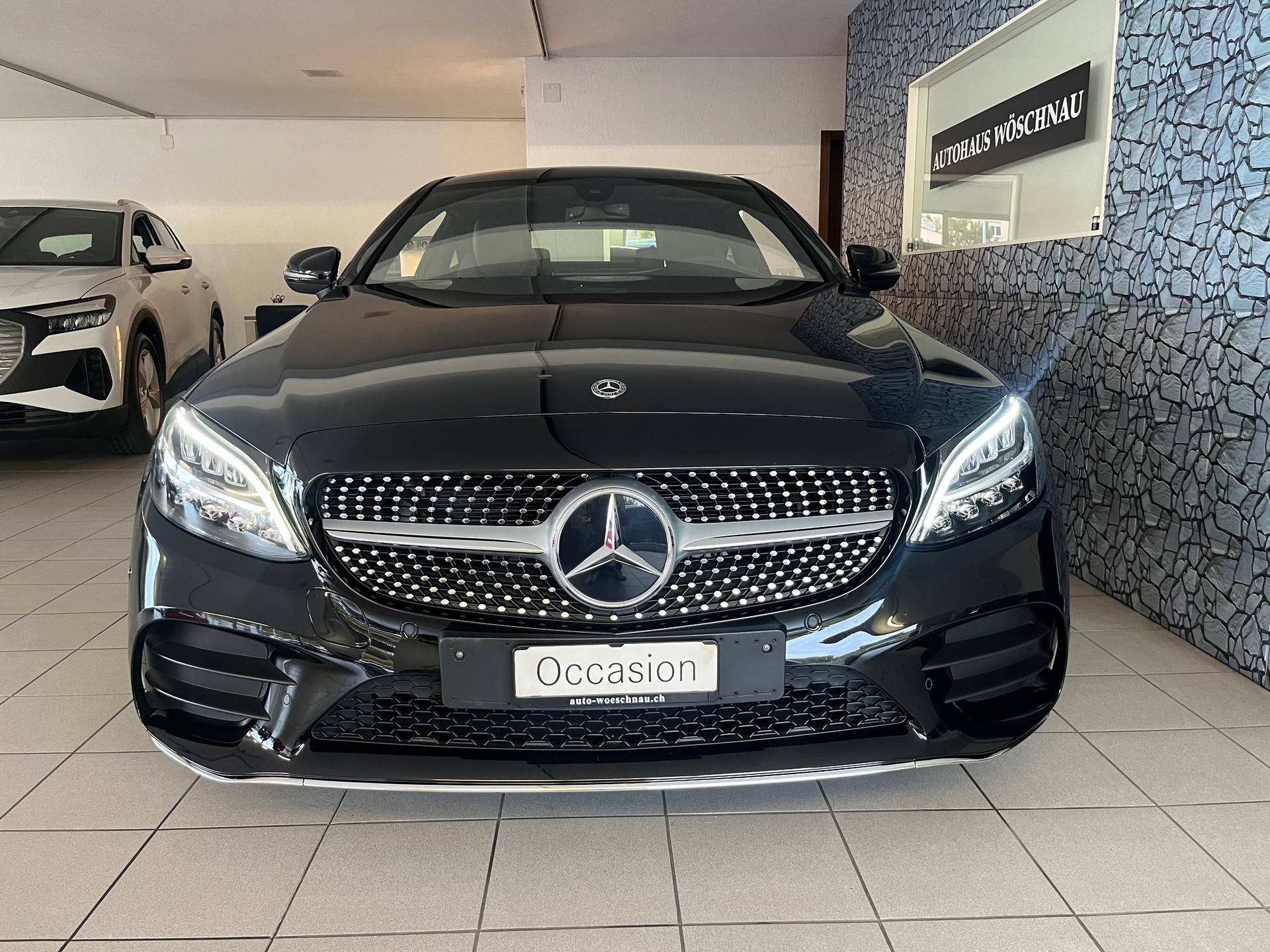 MERCEDES-BENZ C 180 AMG Line Coupé-image-6