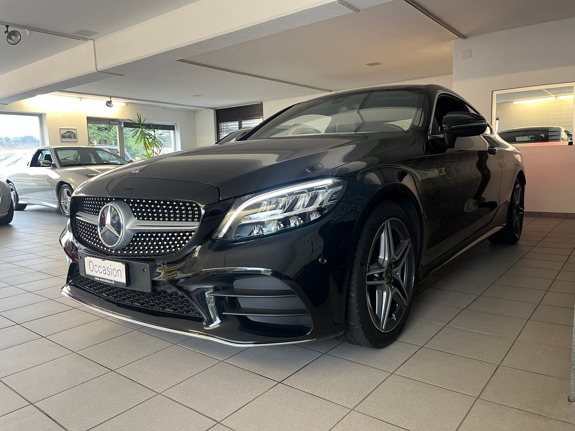 MERCEDES-BENZ C 180 AMG Line Coupé-image-5