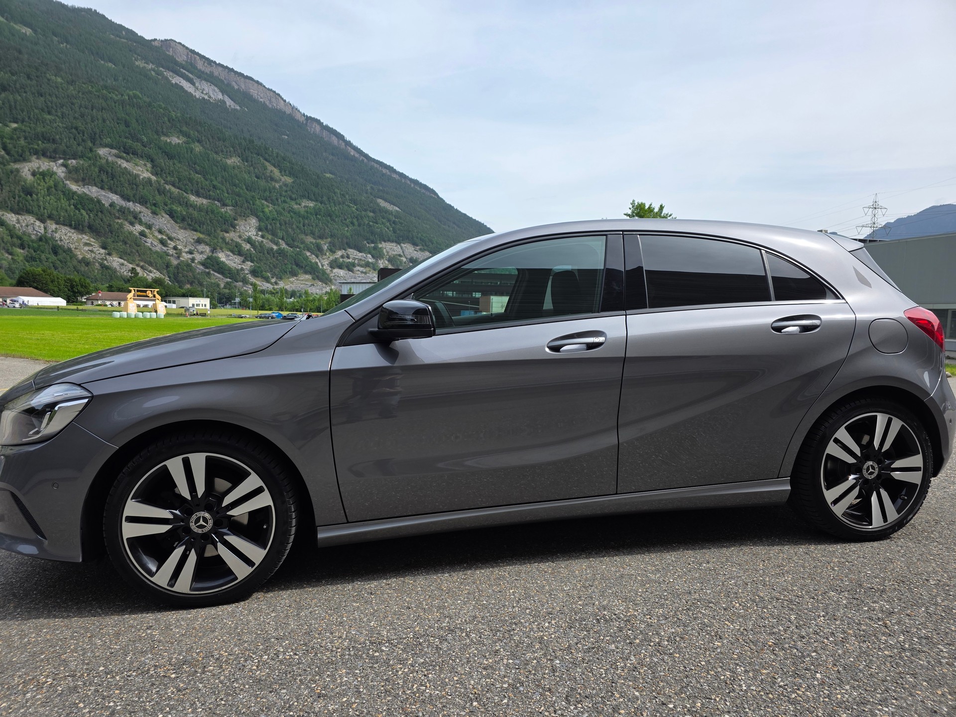 MERCEDES-BENZ A 220 4Matic 7G-DCT-image-17