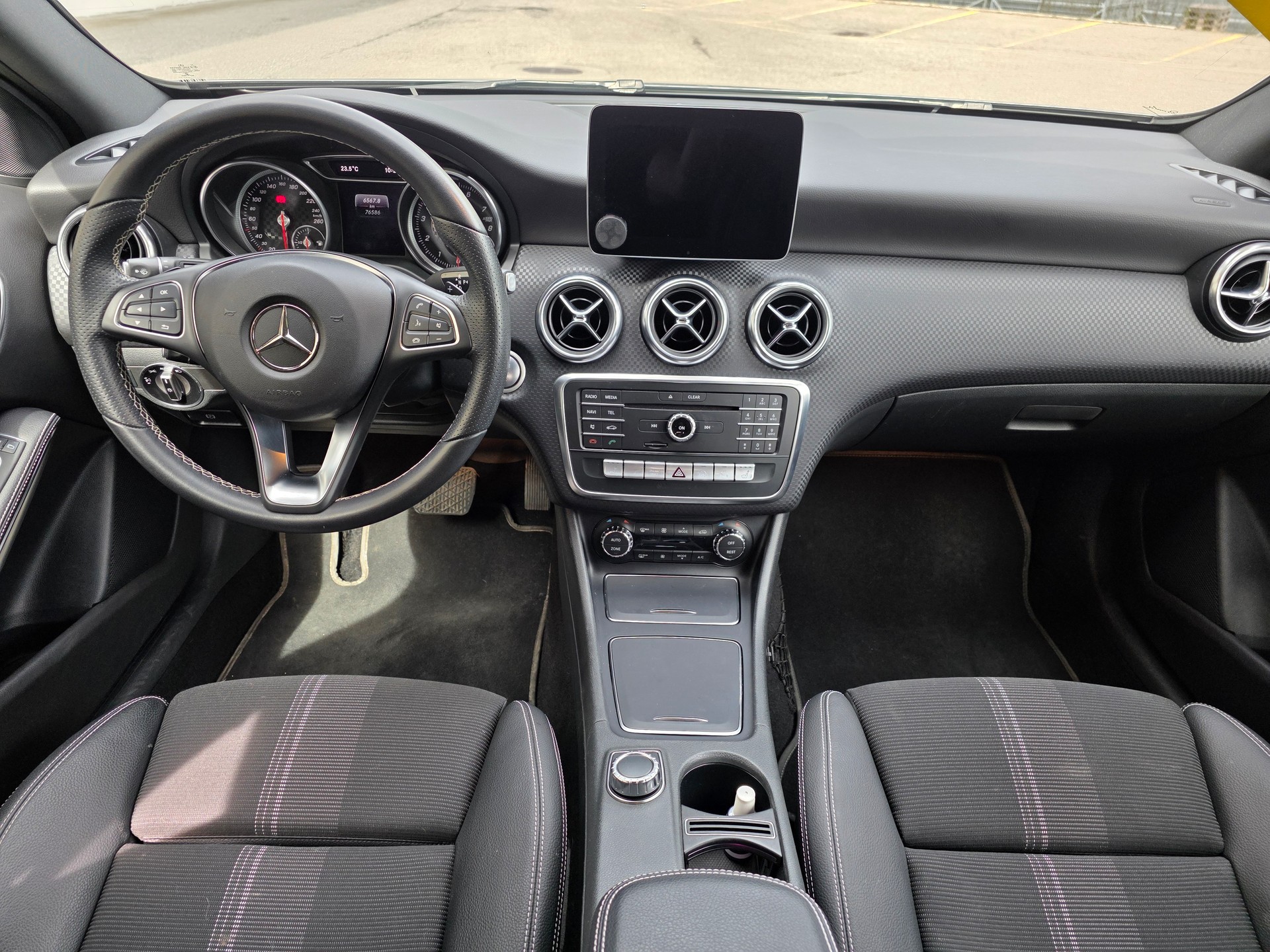 MERCEDES-BENZ A 220 4Matic 7G-DCT-image-21