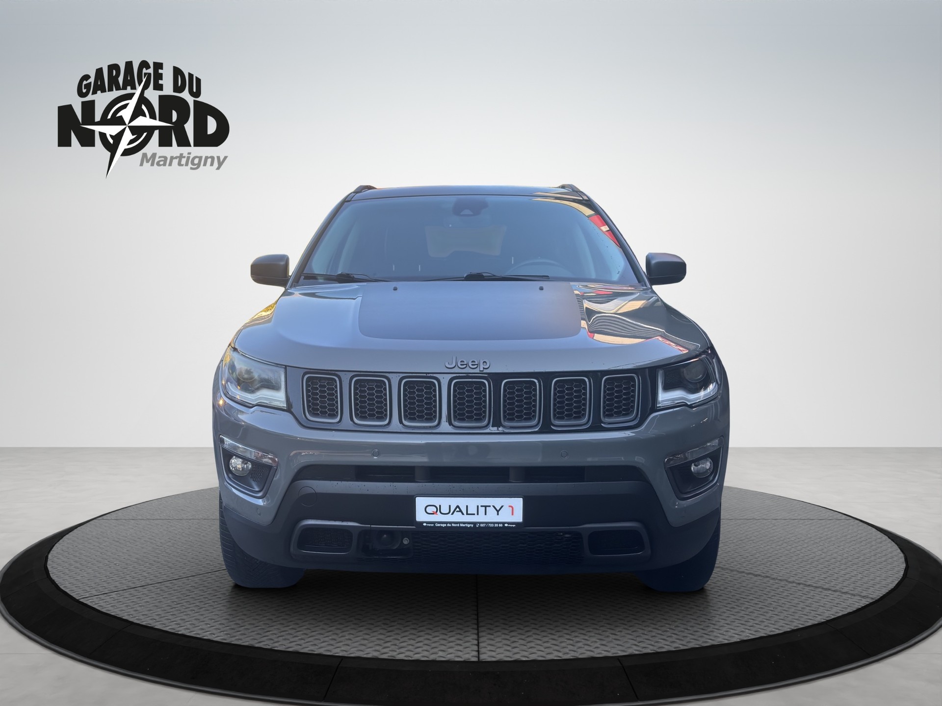 JEEP Compass 1.3 T PHEV Trailhawk AWD-showroom-element-1