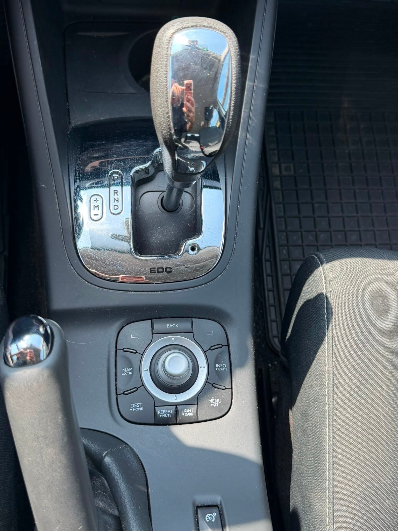 RENAULT Mégane Grandtour 1.5 dCi Expression EDC-image-11